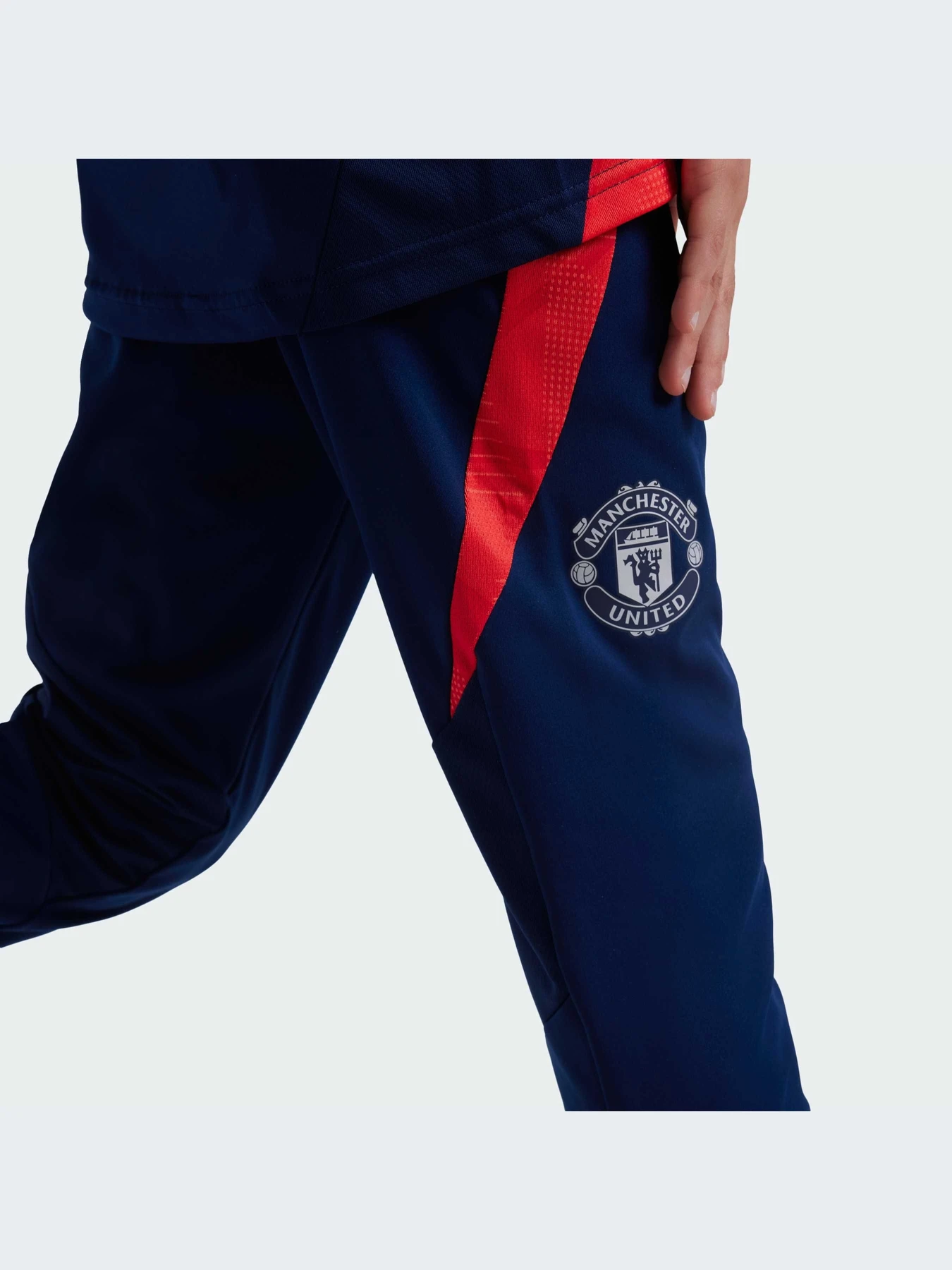 Брюки Adidas Tiro модель IT2025 Брюки Adidas Tiro модель IT2025 Фото