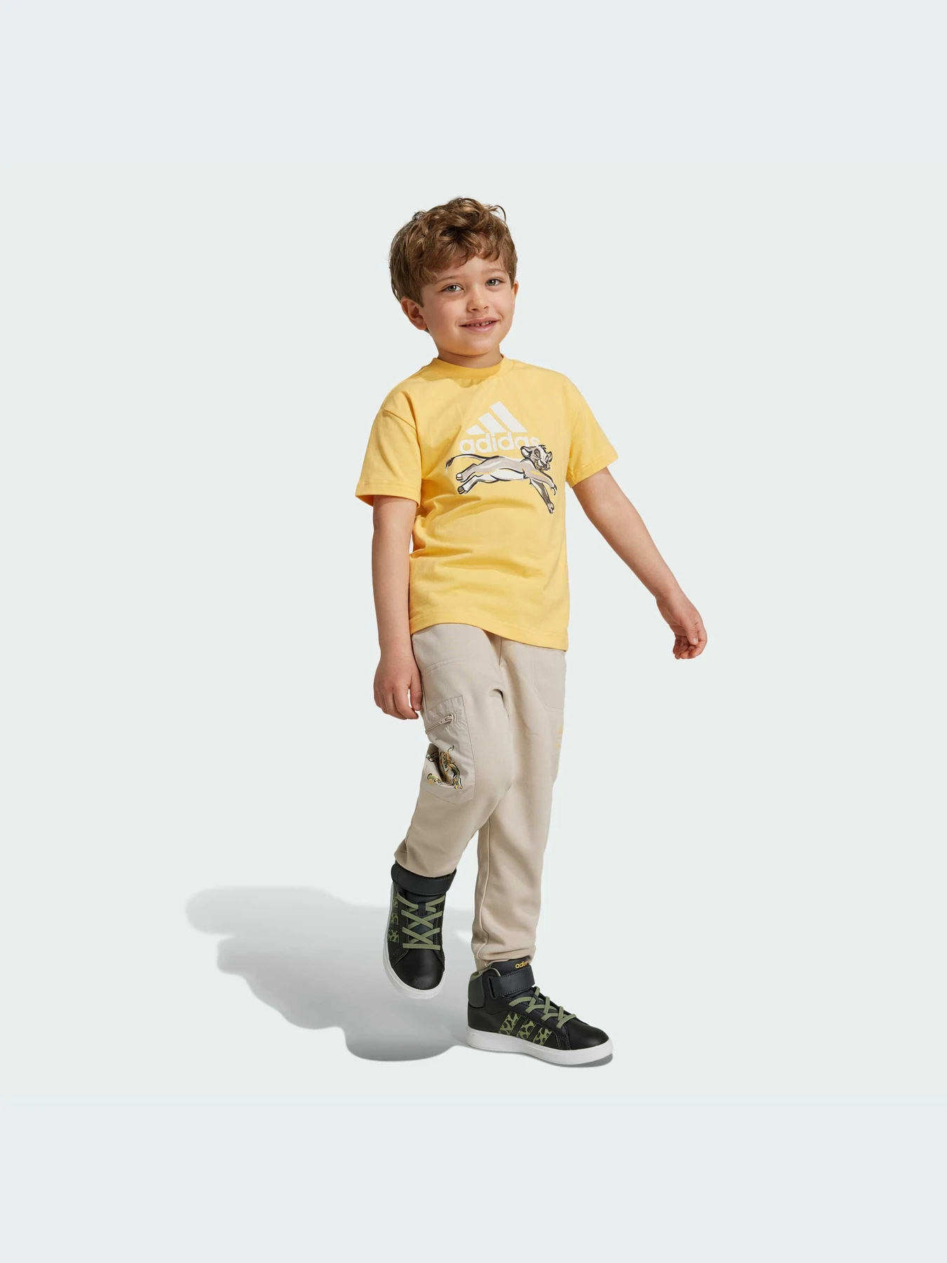 Брюки Adidas x Disney модель IV9642 Брюки Adidas x Disney модель IV9642 Фото