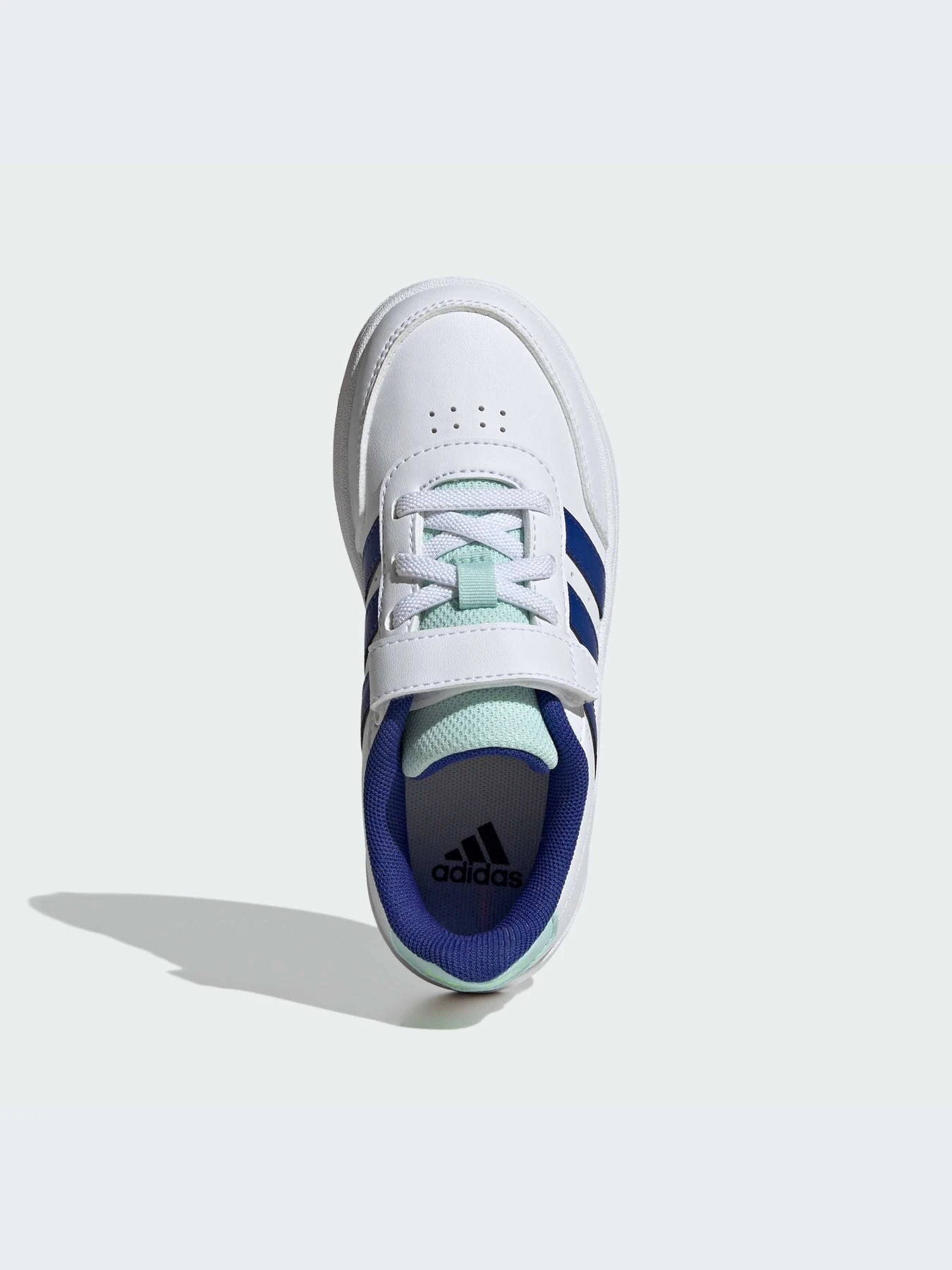 Кроссовки Adidas модель IE3789 Кроссовки Adidas модель IE3789 Фото