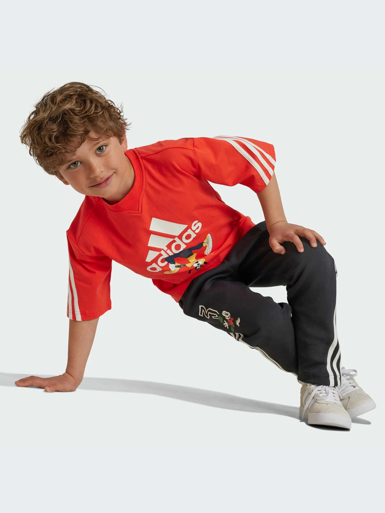 Брюки Adidas x Disney модель IV9627 Фото