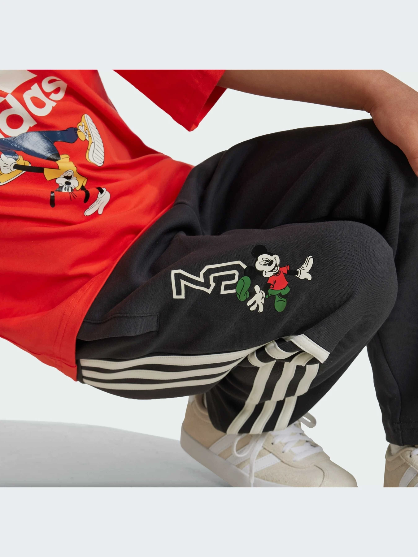 Брюки Adidas x Disney модель IV9627 Фото