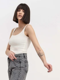 Футболки і поло Lesia модель 32MilkSHRTWLS Фото