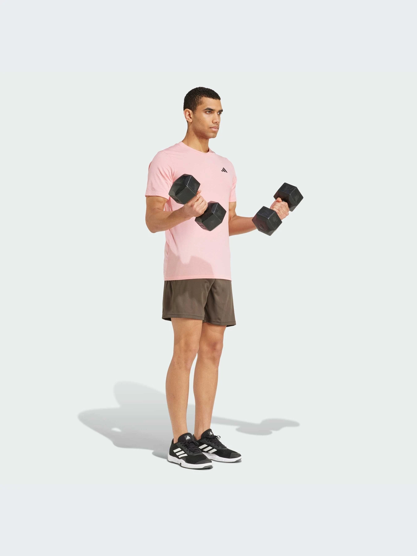 Футболки и поло Adidas модель IW3327 Футболки и поло Adidas модель IW3327 Фото