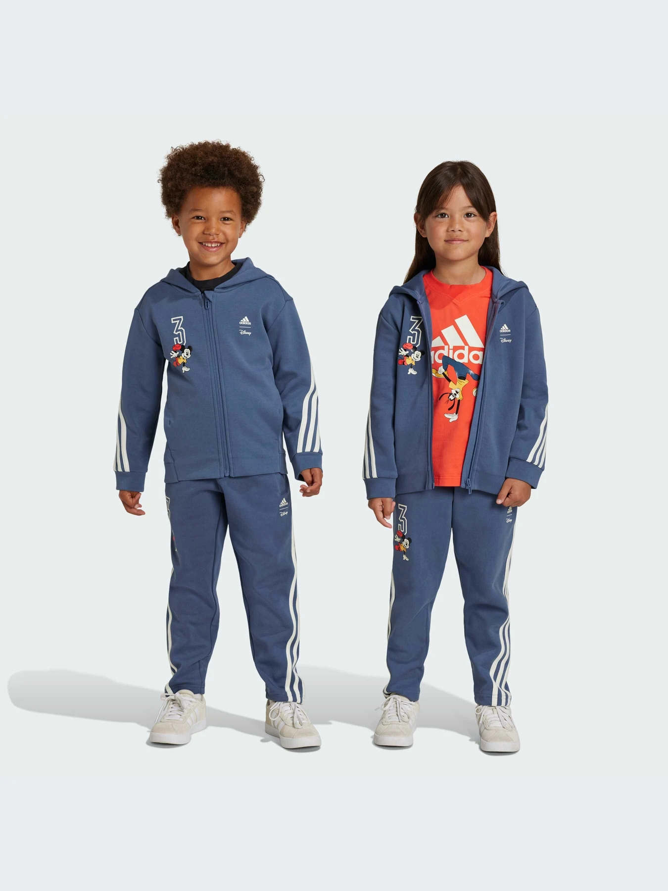 Брюки Adidas x Disney модель IW0673 Брюки Adidas x Disney модель IW0673 Фото