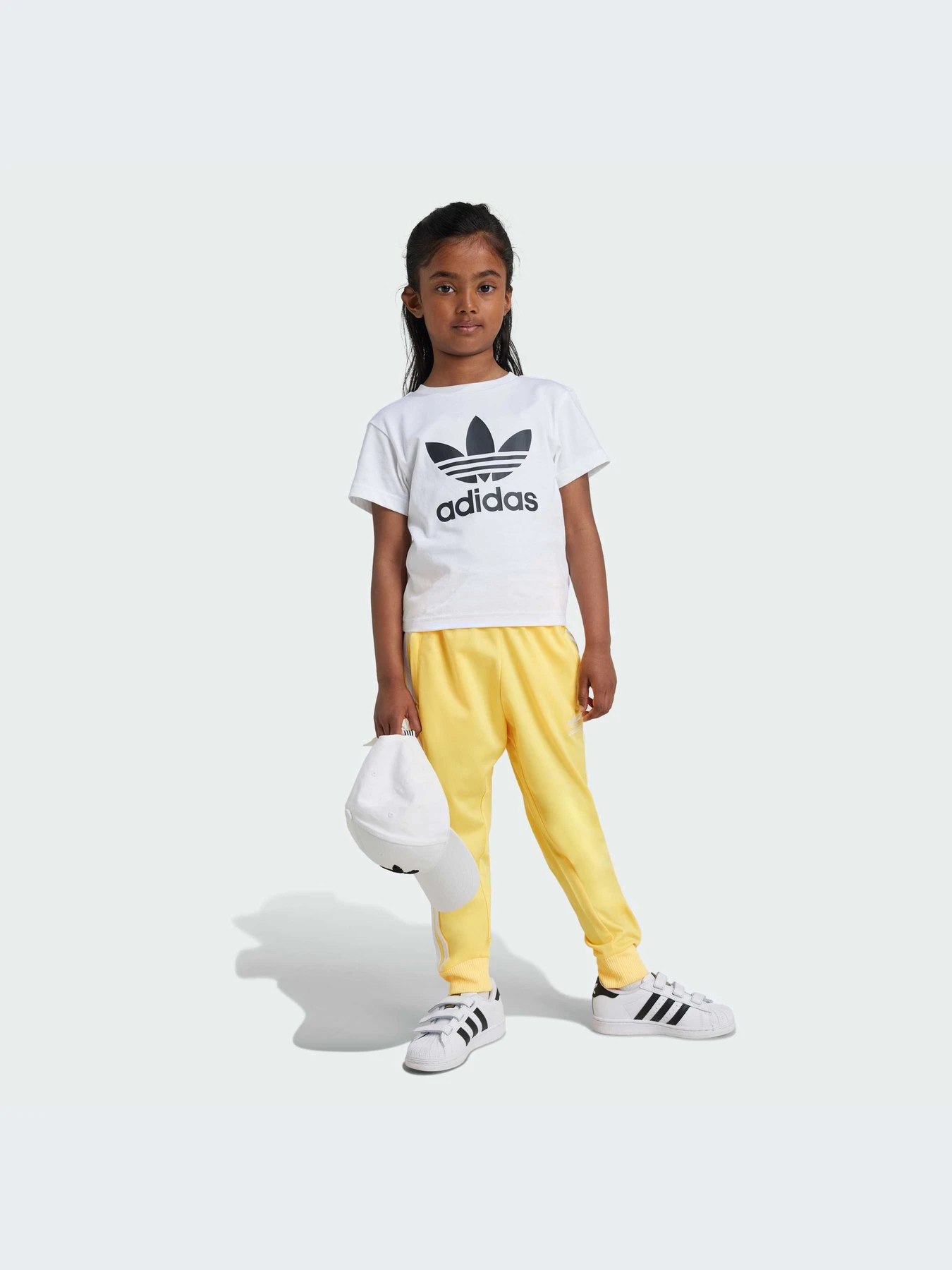 Футболки і поло Adidas Adicolor модель JE0518 Футболки і поло Adidas Adicolor модель JE0518 Фото