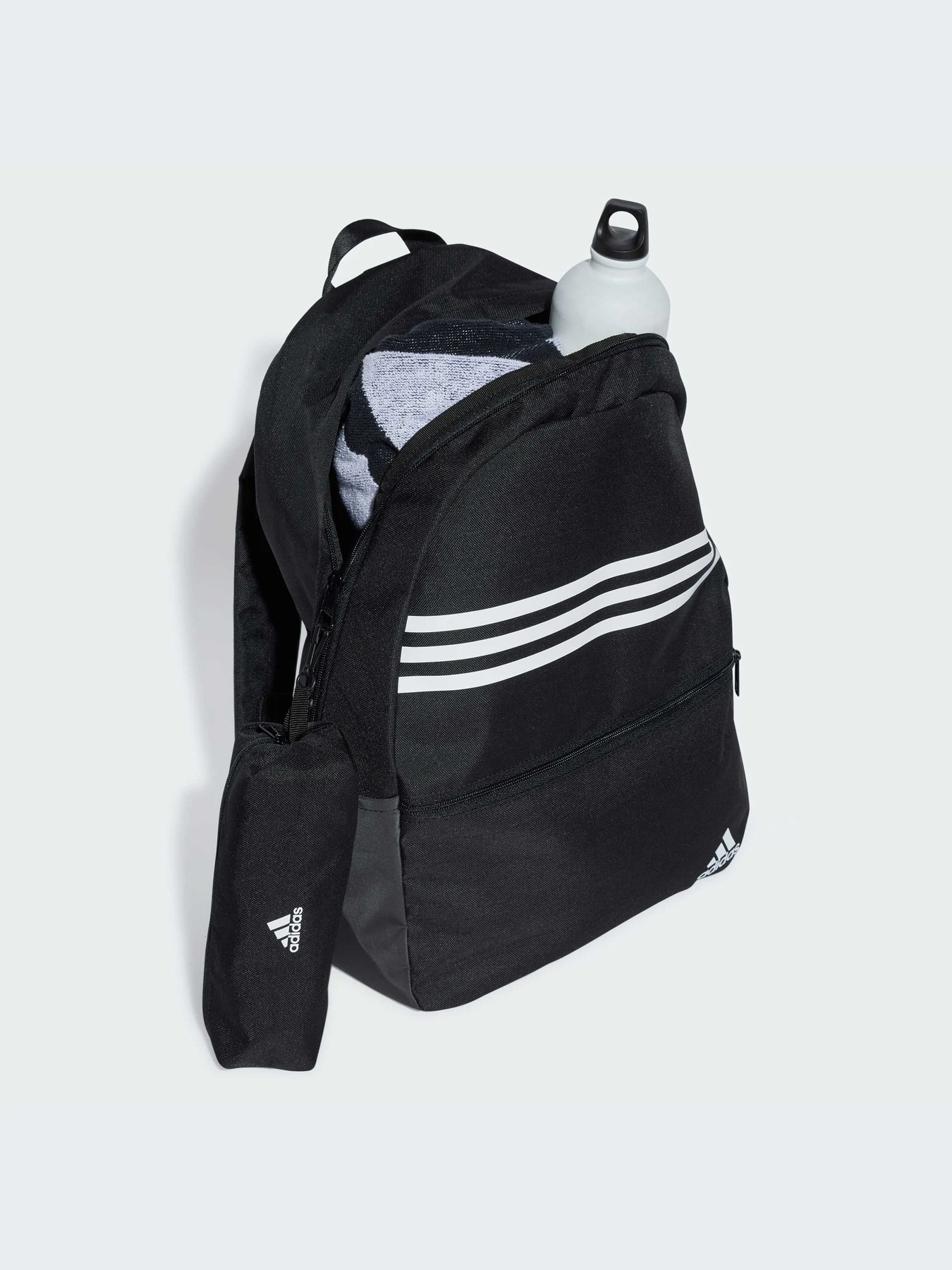Рюкзаки Adidas модель IZ1895 Рюкзаки Adidas модель IZ1895 Фото