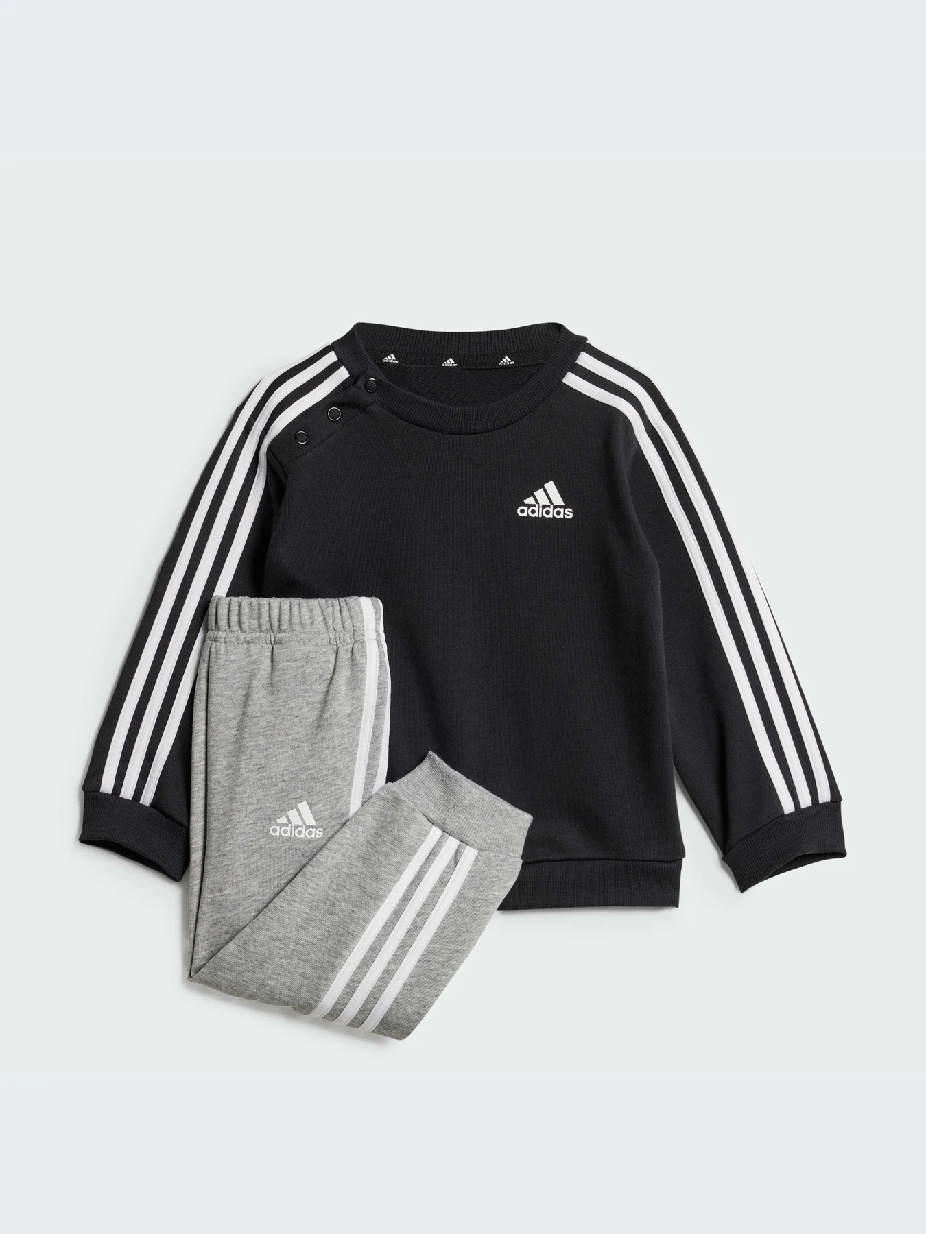 Костюмы Adidas модель IV7391 Костюмы Adidas модель IV7391 Фото