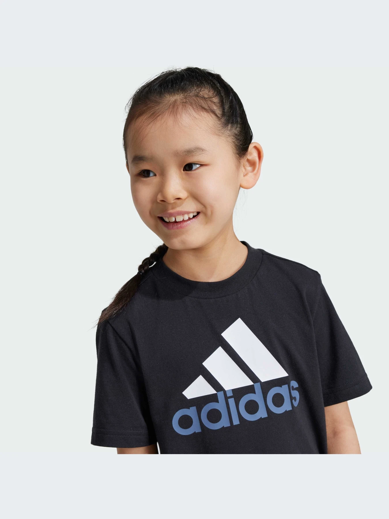 Костюмы Adidas модель IX7325 Костюмы Adidas модель IX7325 Фото