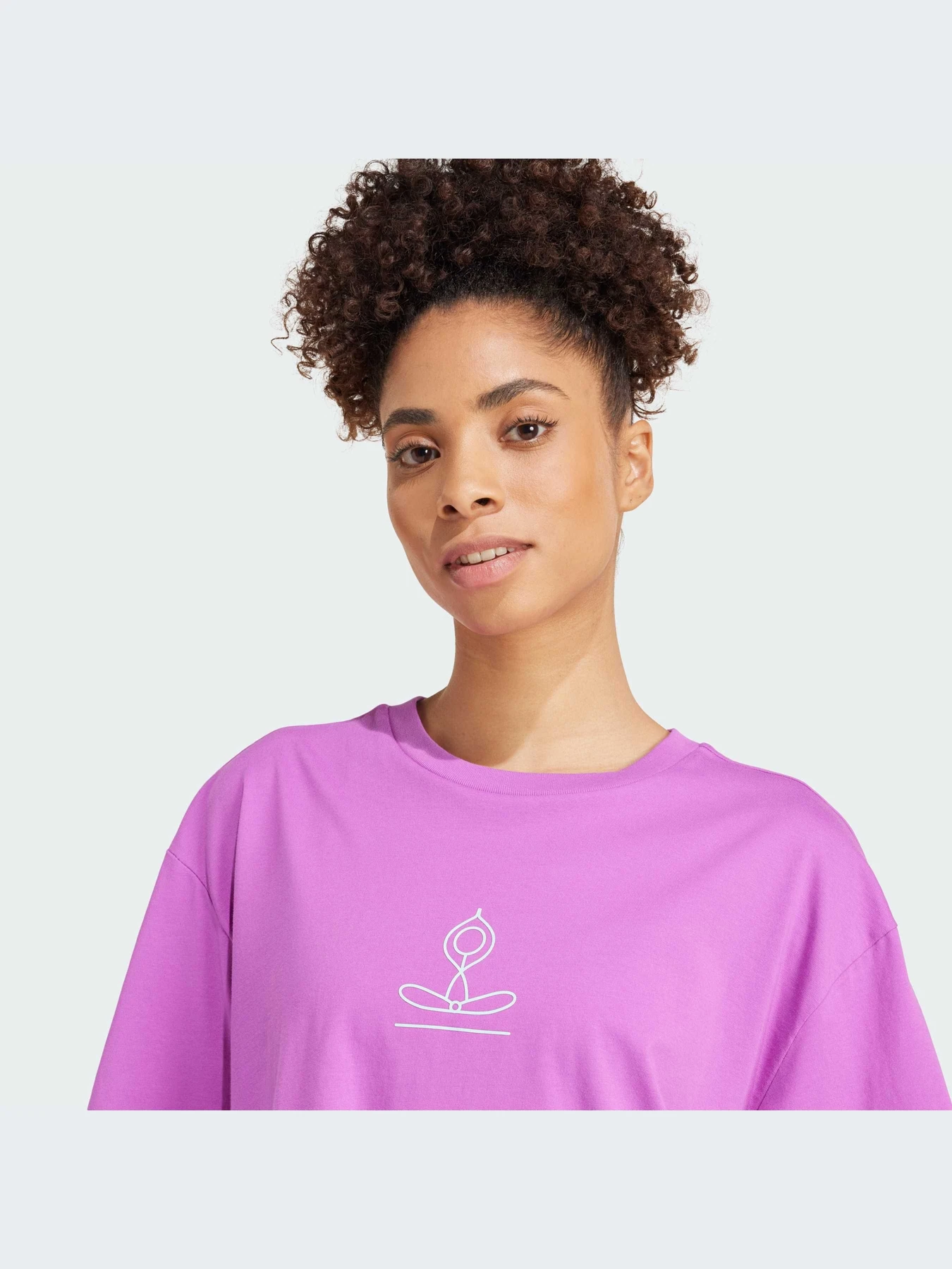 Футболки и поло Adidas модель IW0130 Футболки и поло Adidas модель IW0130 Фото