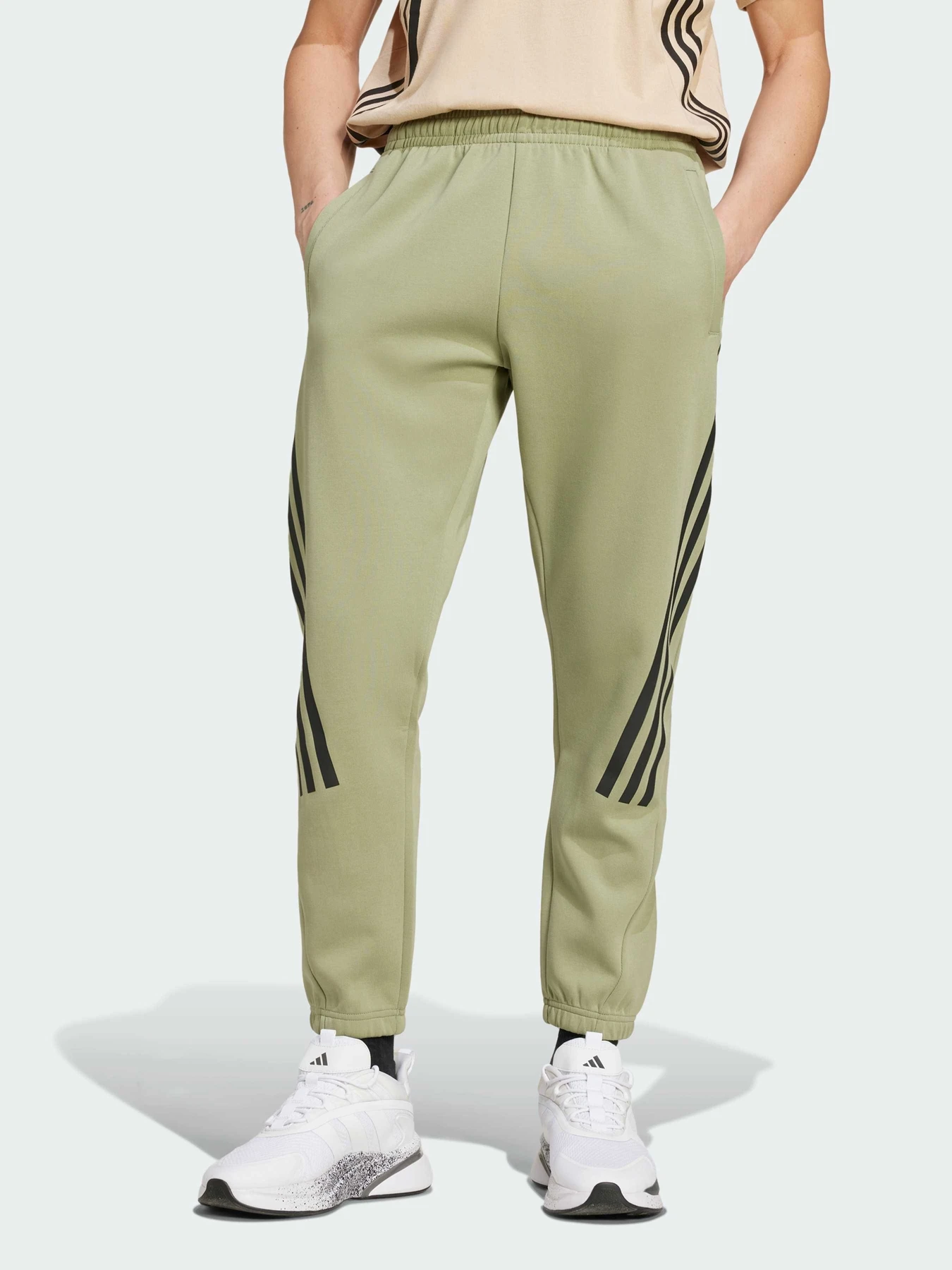 Брюки Adidas Культовые силуэты модель IW8534 Фото