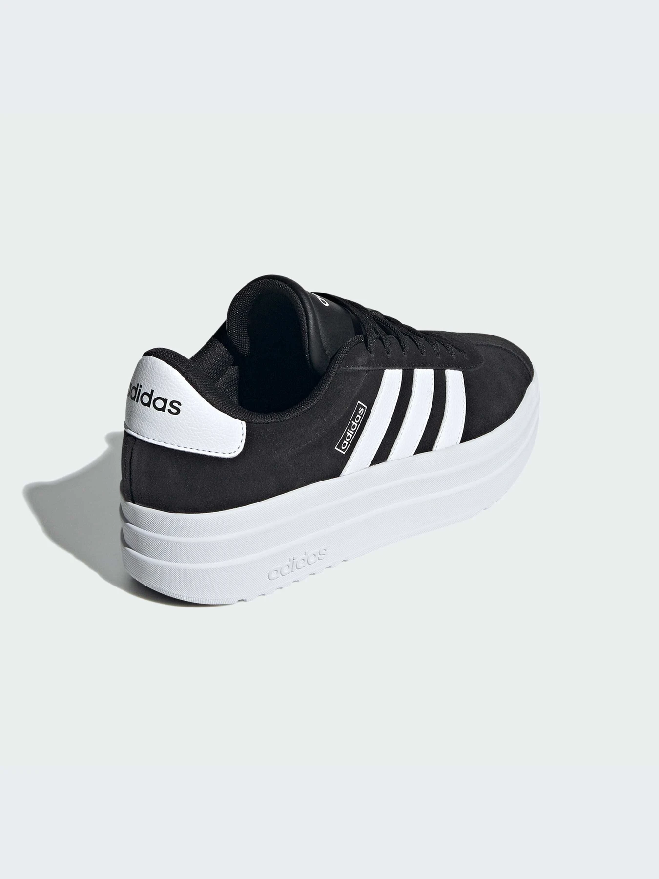 Кеди Adidas модель IH9995 Кеди Adidas модель IH9995 Фото