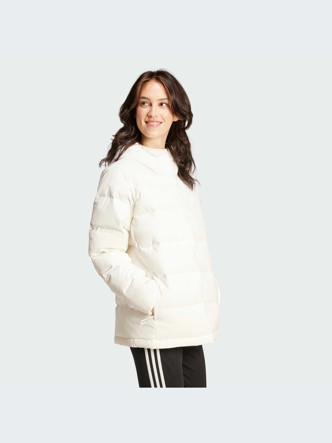 Куртки и дубленки Adidas модель IX8863 Куртки и дубленки Adidas модель IX8863 Фото