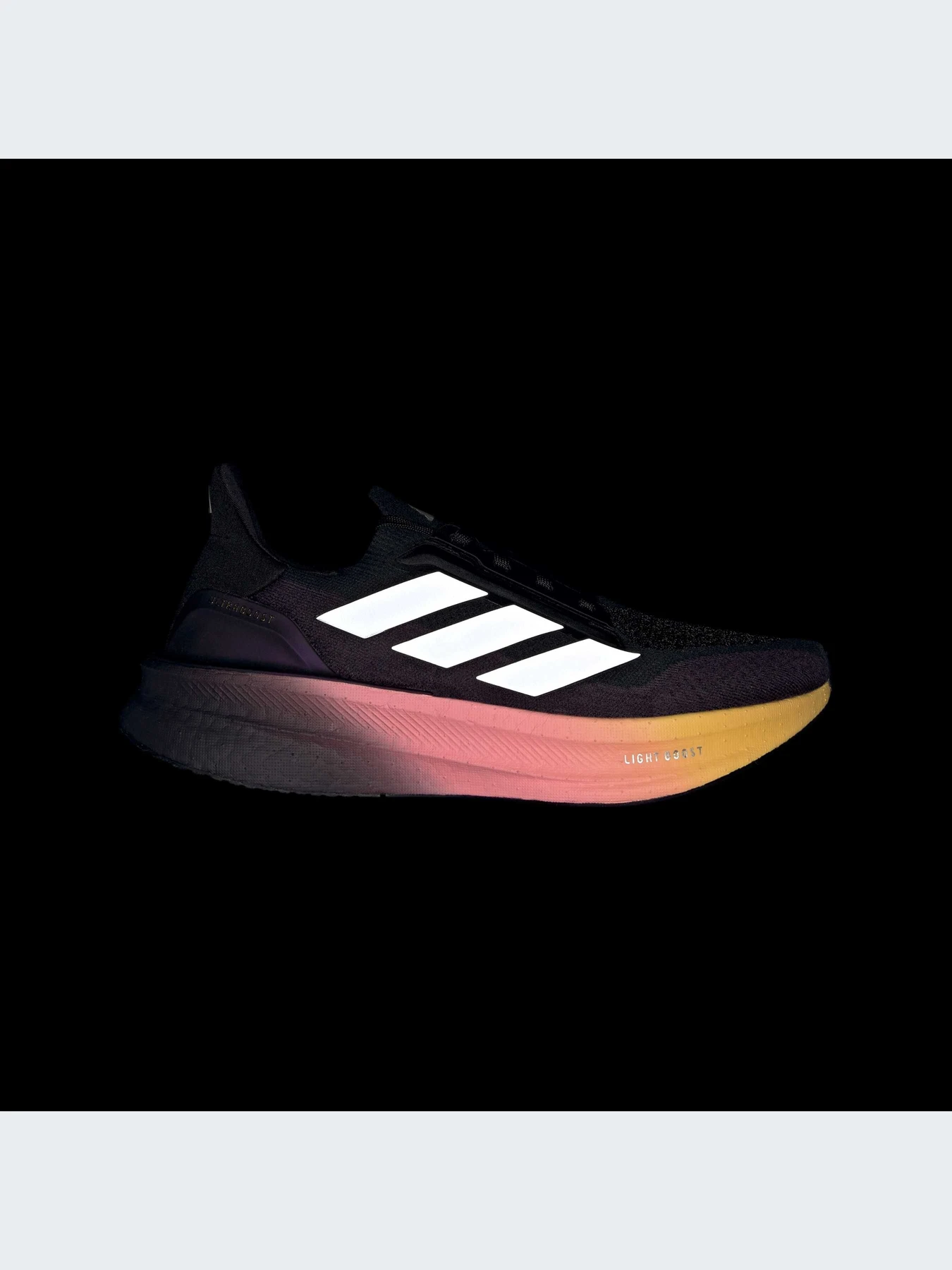 Кроссовки Adidas Ultraboost модель JI1332 Фото