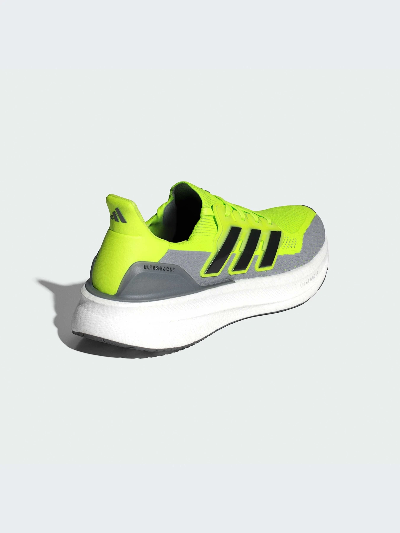 Кроссовки Adidas Ultraboost модель ID8819 Кроссовки Adidas Ultraboost модель ID8819 Фото