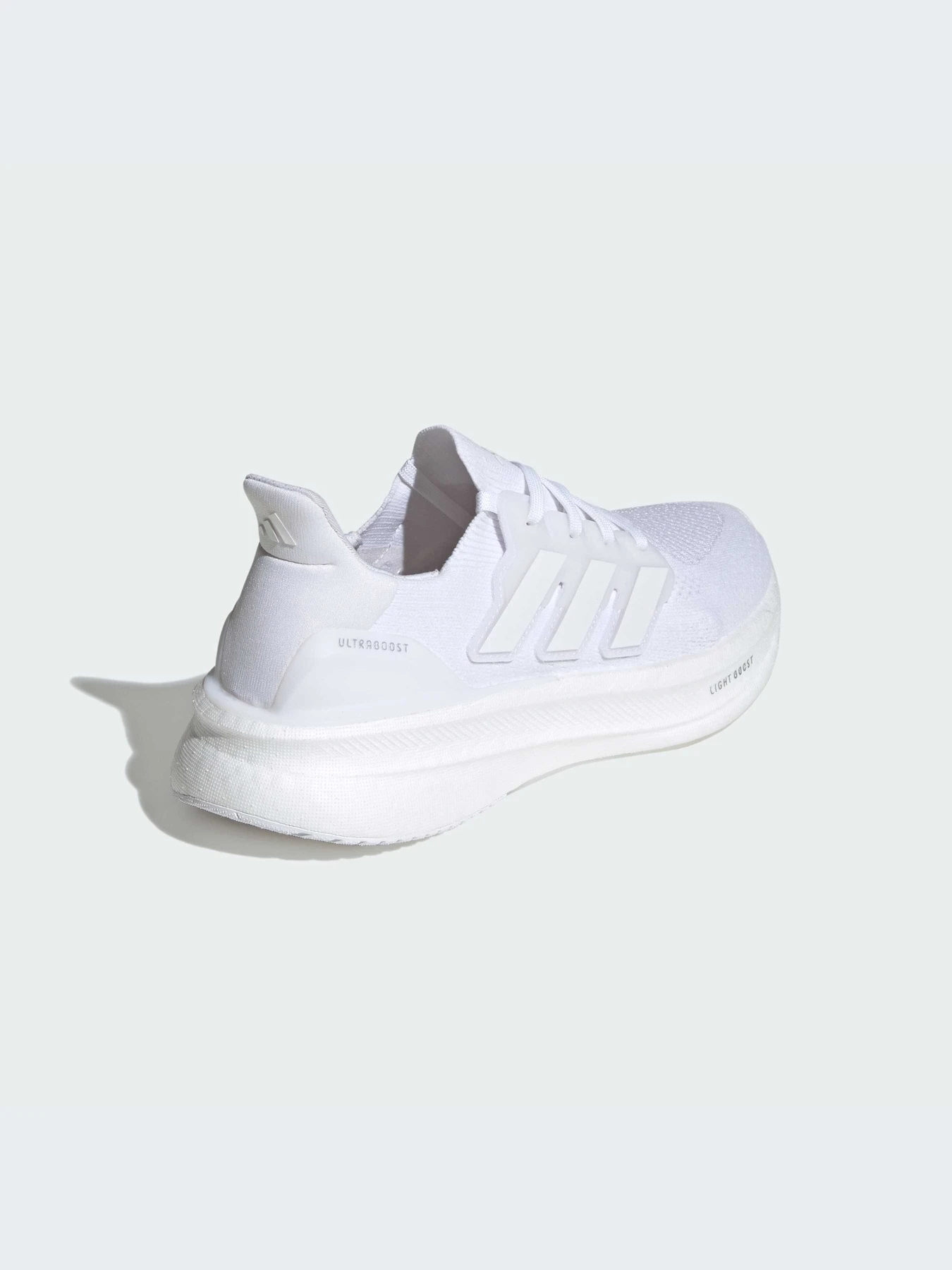 Кросівки Adidas Ultraboost модель ID8848 Фото