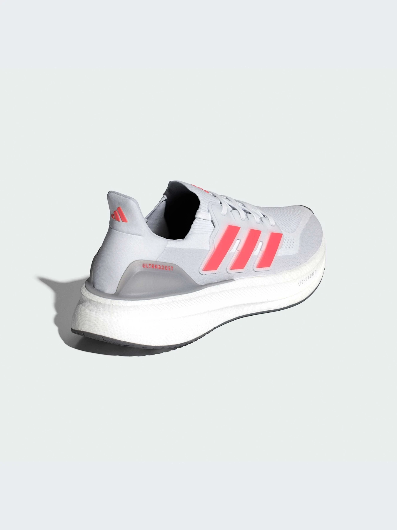 Кроссовки Adidas Ultraboost модель ID8818 Кроссовки Adidas Ultraboost модель ID8818 Фото