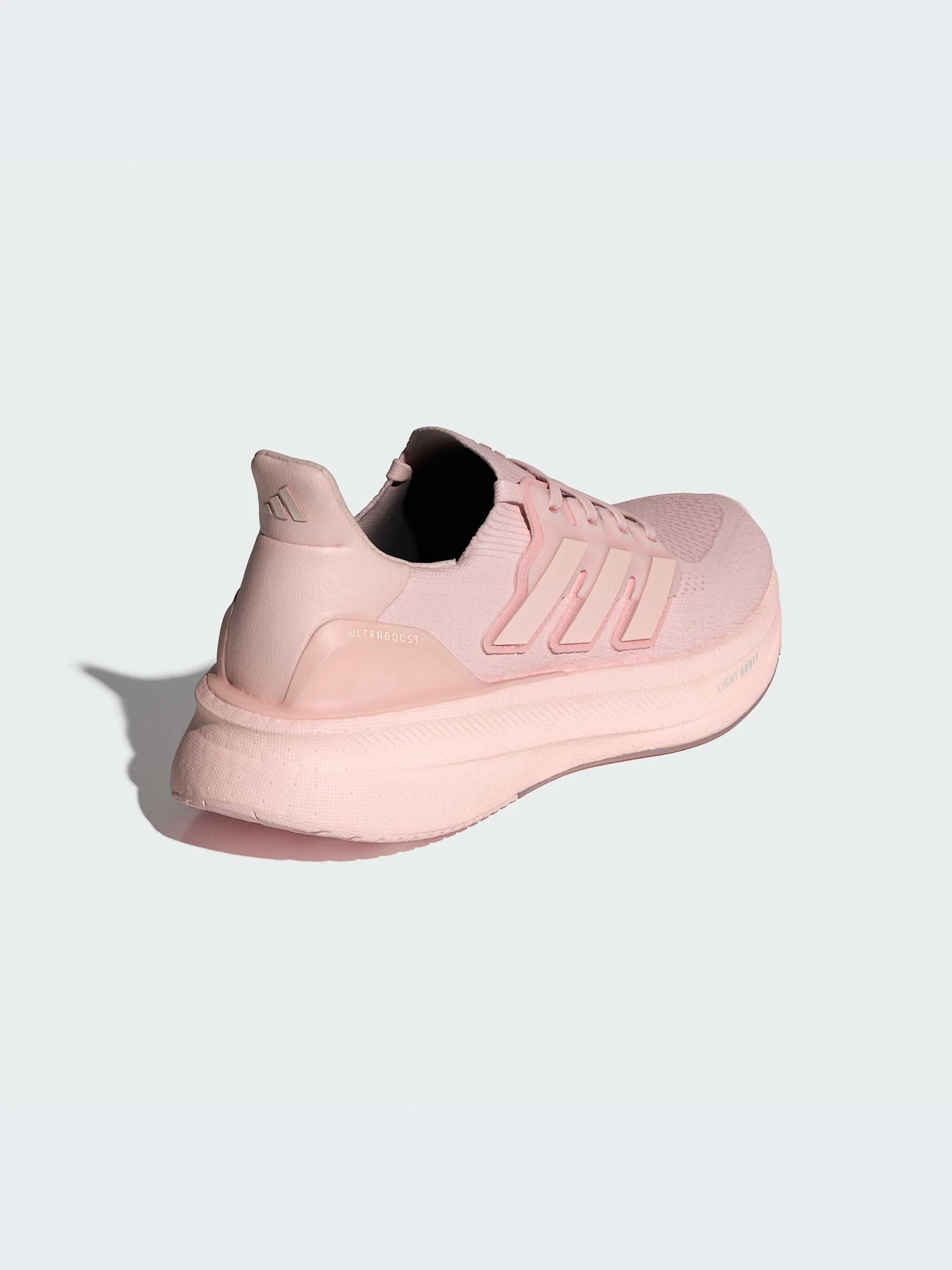 Кроссовки Adidas Ultraboost модель ID8845 Фото