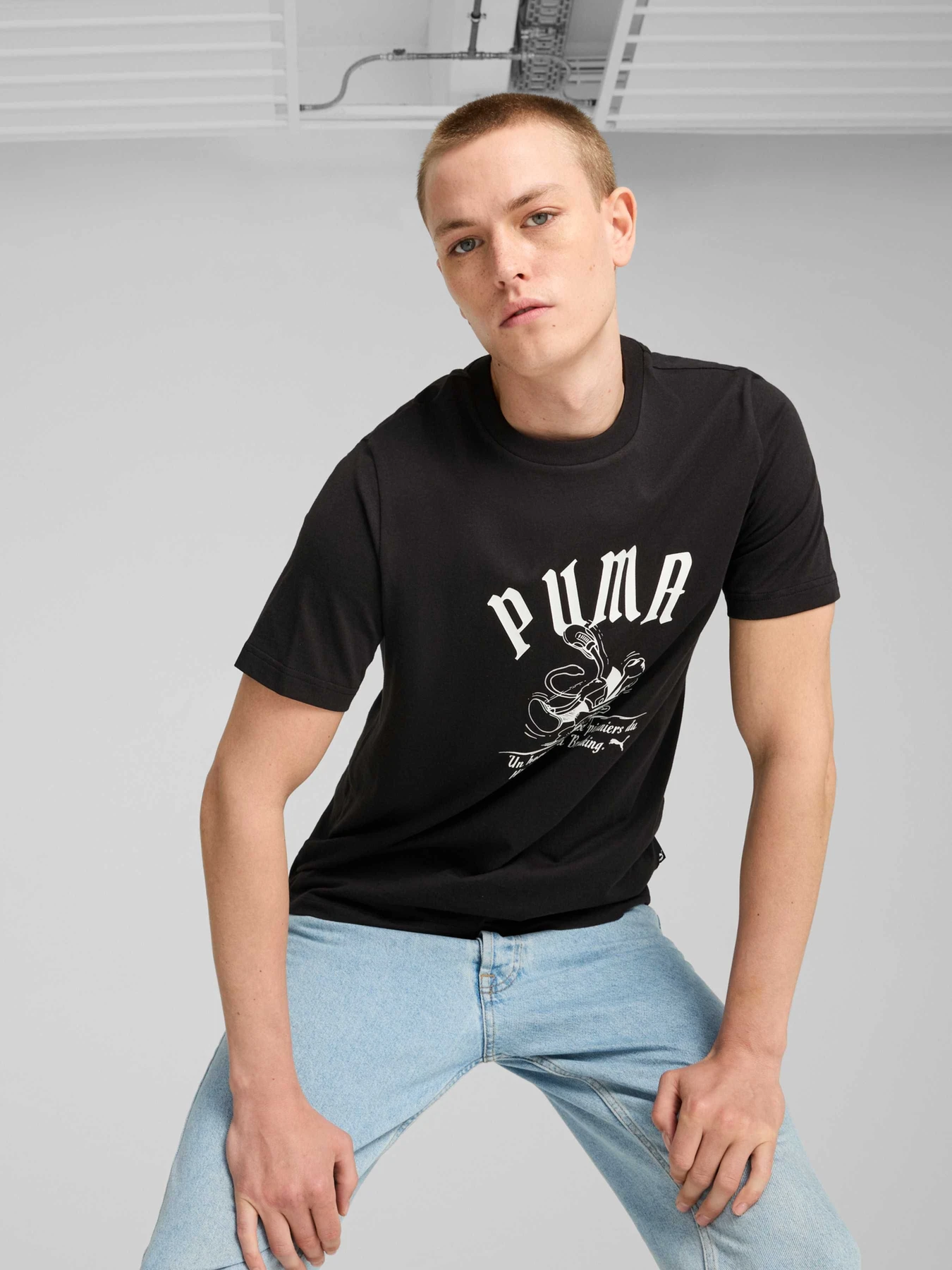 Футболки і поло PUMA Graphics Super Tee модель 628003 Футболки і поло PUMA Graphics Super Tee модель 628003 Фото