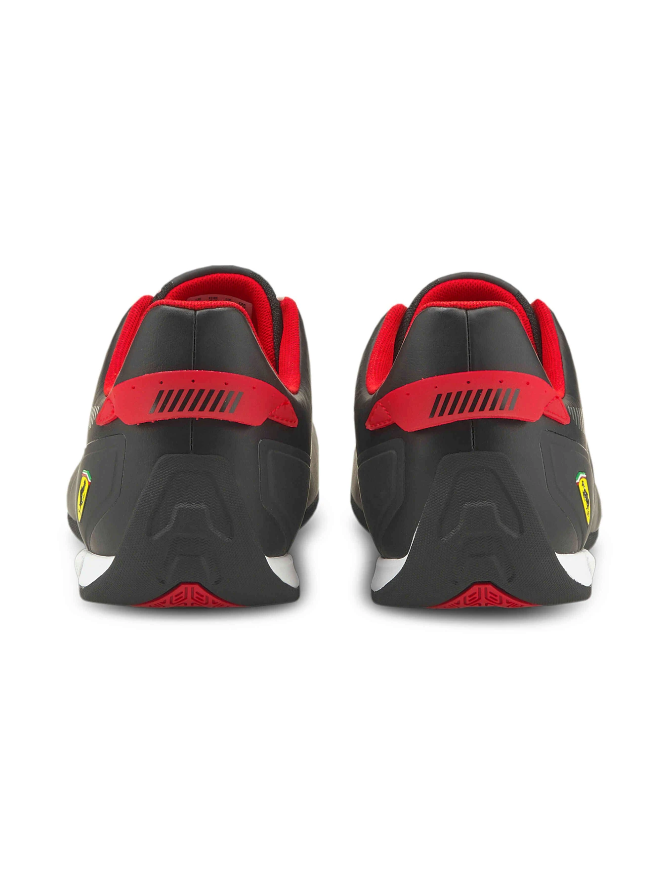 Кроссовки PUMA Ferrari A3rocat модель 306857 Кроссовки PUMA Ferrari A3rocat модель 306857 Фото