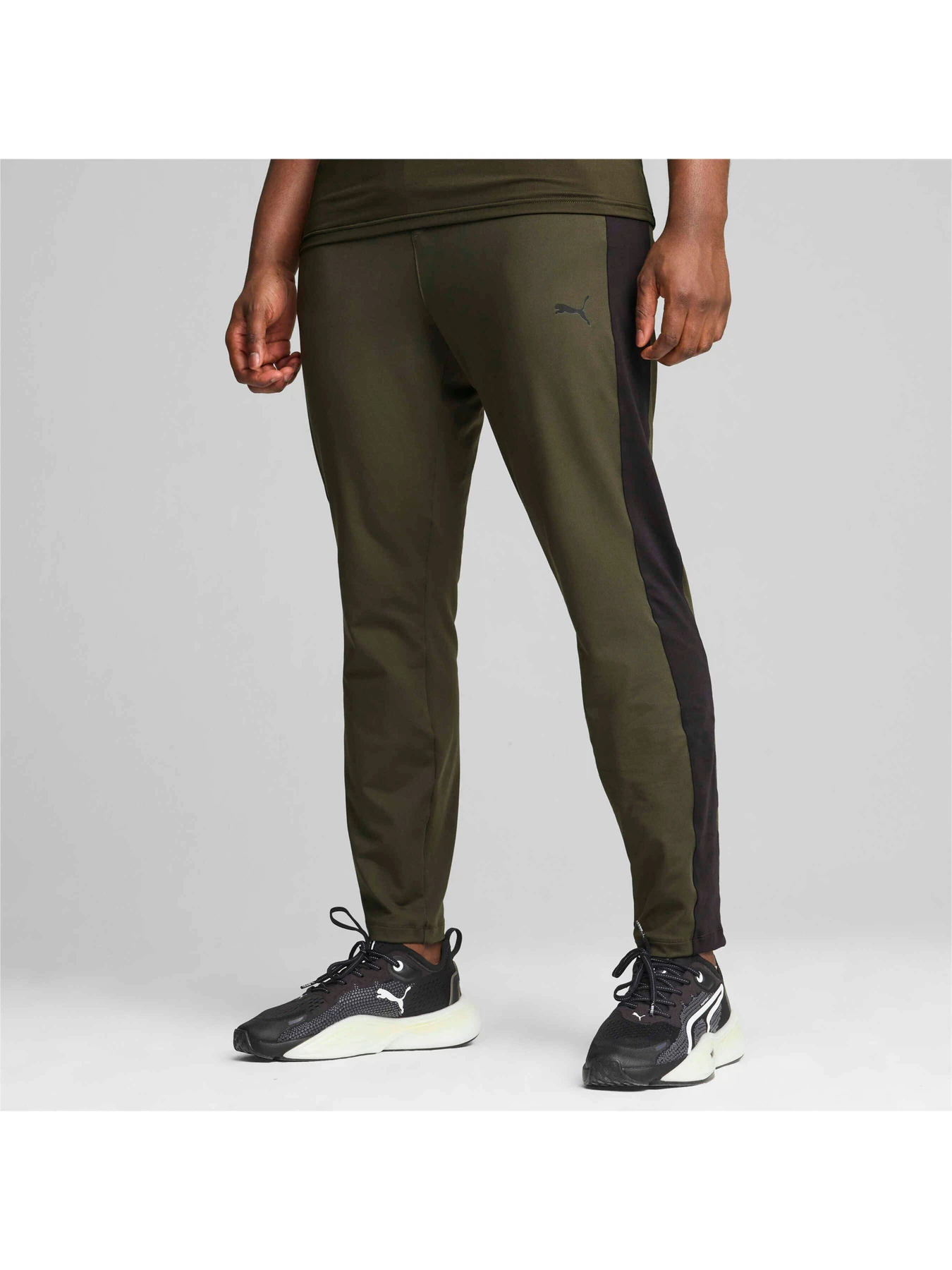 Брюки PUMA M Cloudspun Jogger модель 525717 Фото