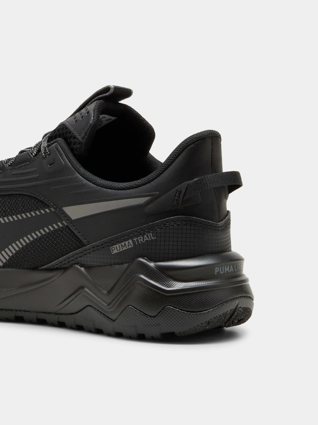 Кросівки PUMA Extend Lite Trail модель 379538 Фото