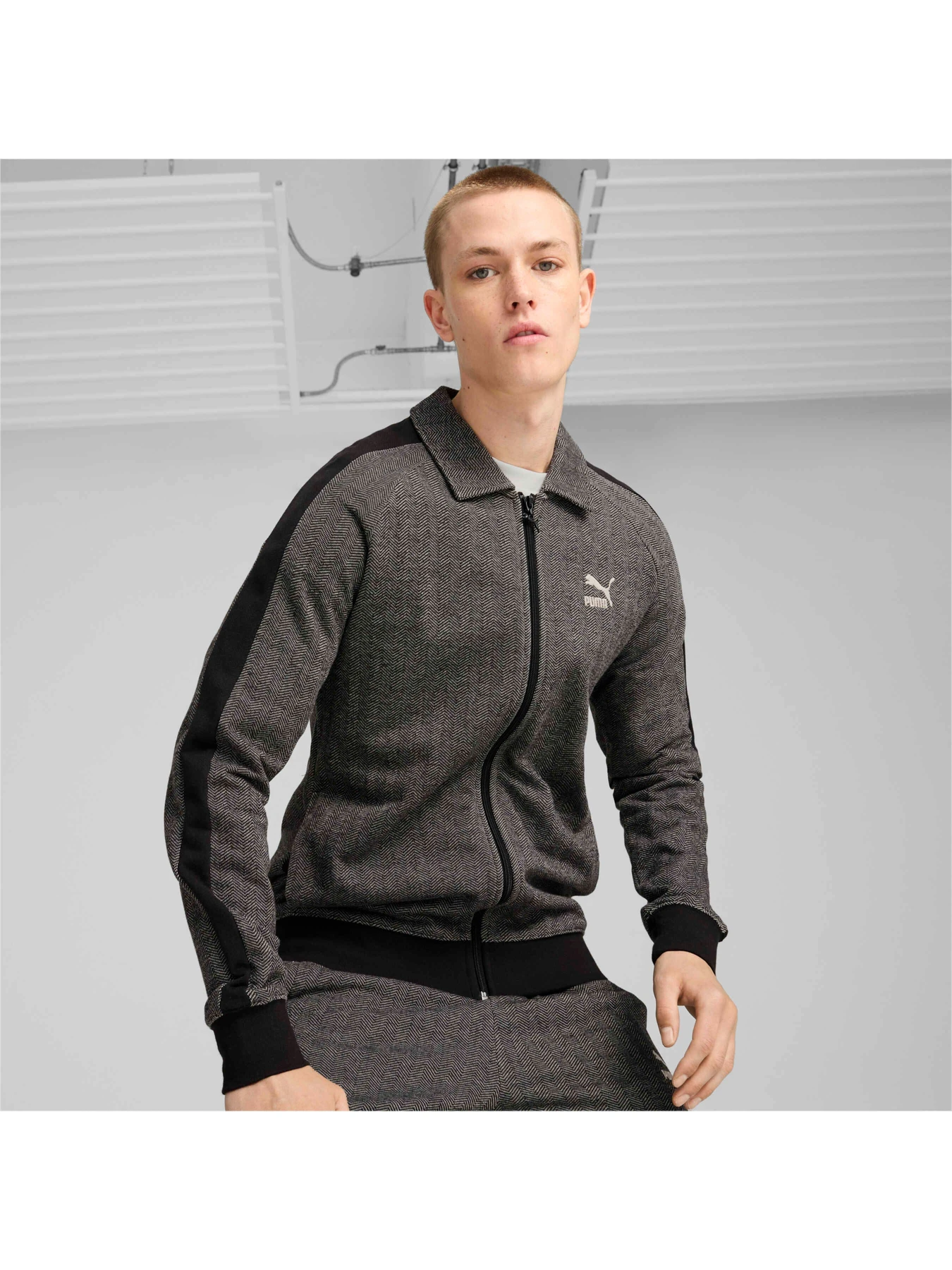 Худі та світшоти PUMA T7 Track Jacket модель 626397 Фото
