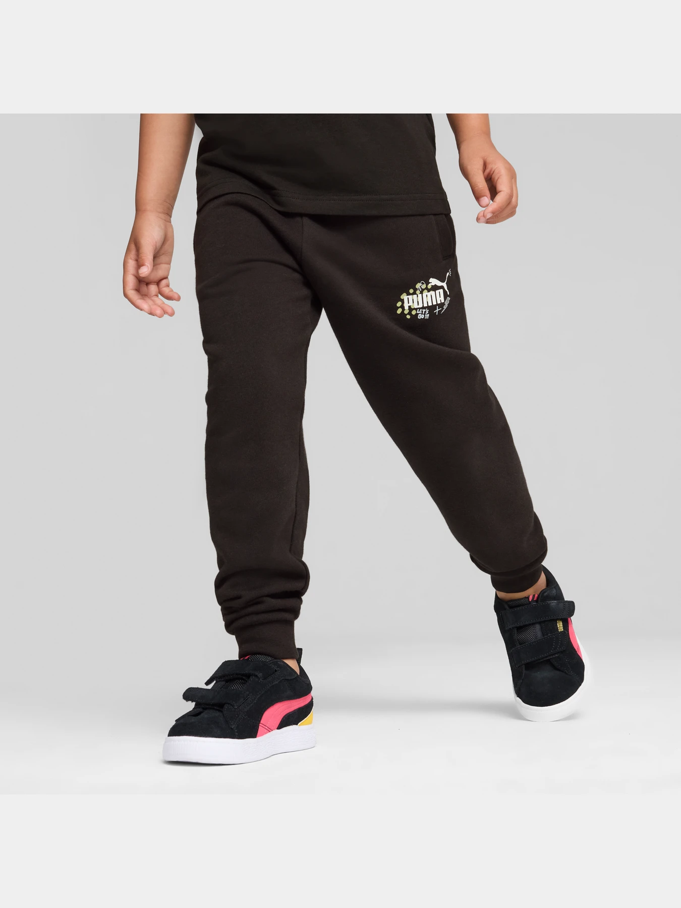 Штани PUMA Ess+ Fc Sweatpants модель 681884 Фото