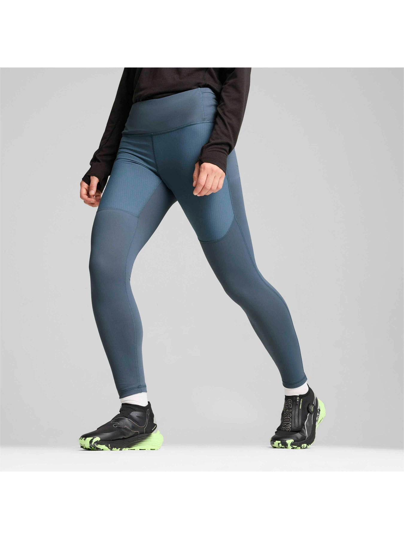 Брюки PUMA W Seasons Mircofleece Tight модель 525826 Брюки PUMA W Seasons Mircofleece Tight модель 525826 Фото