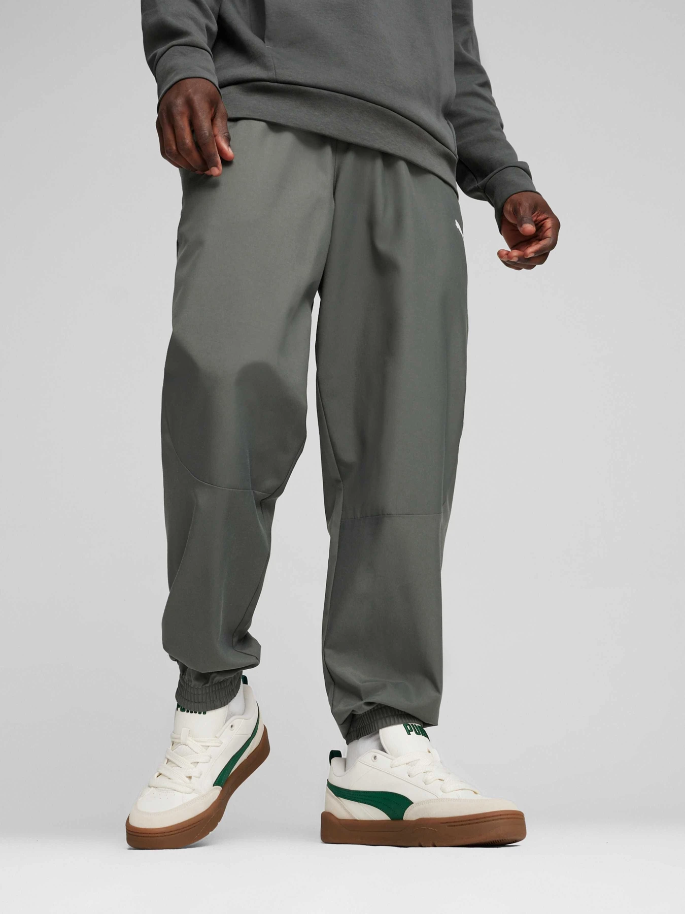 Брюки PUMA Rad/cal Woven Pants модель 679703 Брюки PUMA Rad/cal Woven Pants модель 679703 Фото