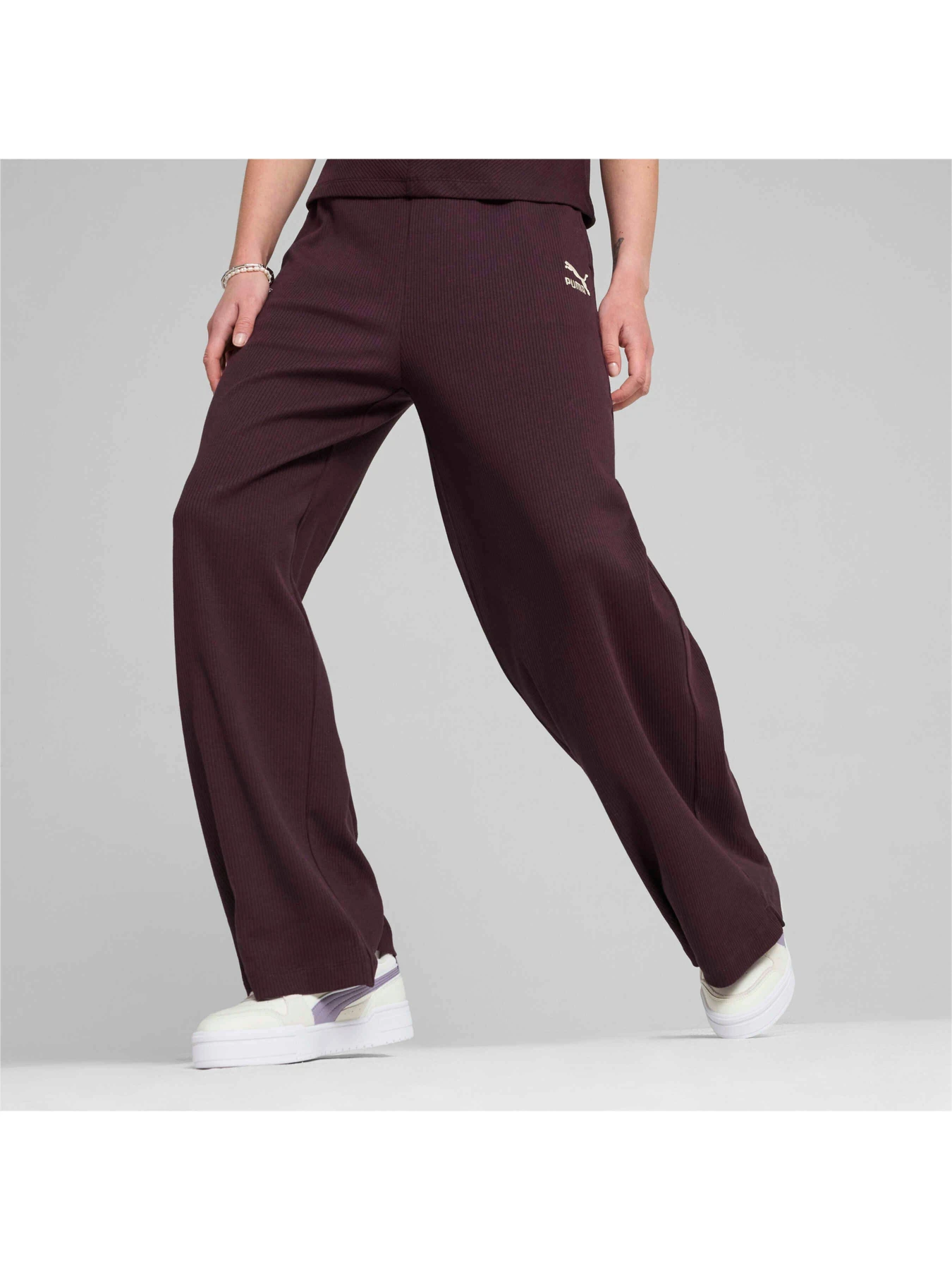 Брюки PUMA Classics Ribbed Relaxed Pant модель 626631 Брюки PUMA Classics Ribbed Relaxed Pant модель 626631 Фото