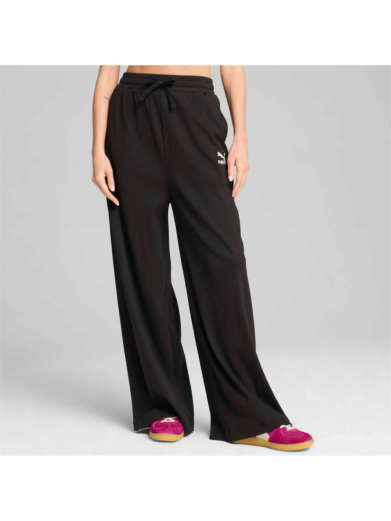 Брюки PUMA Classics Ribbed Relaxed Pant модель 626631 Брюки PUMA Classics Ribbed Relaxed Pant модель 626631 Фото