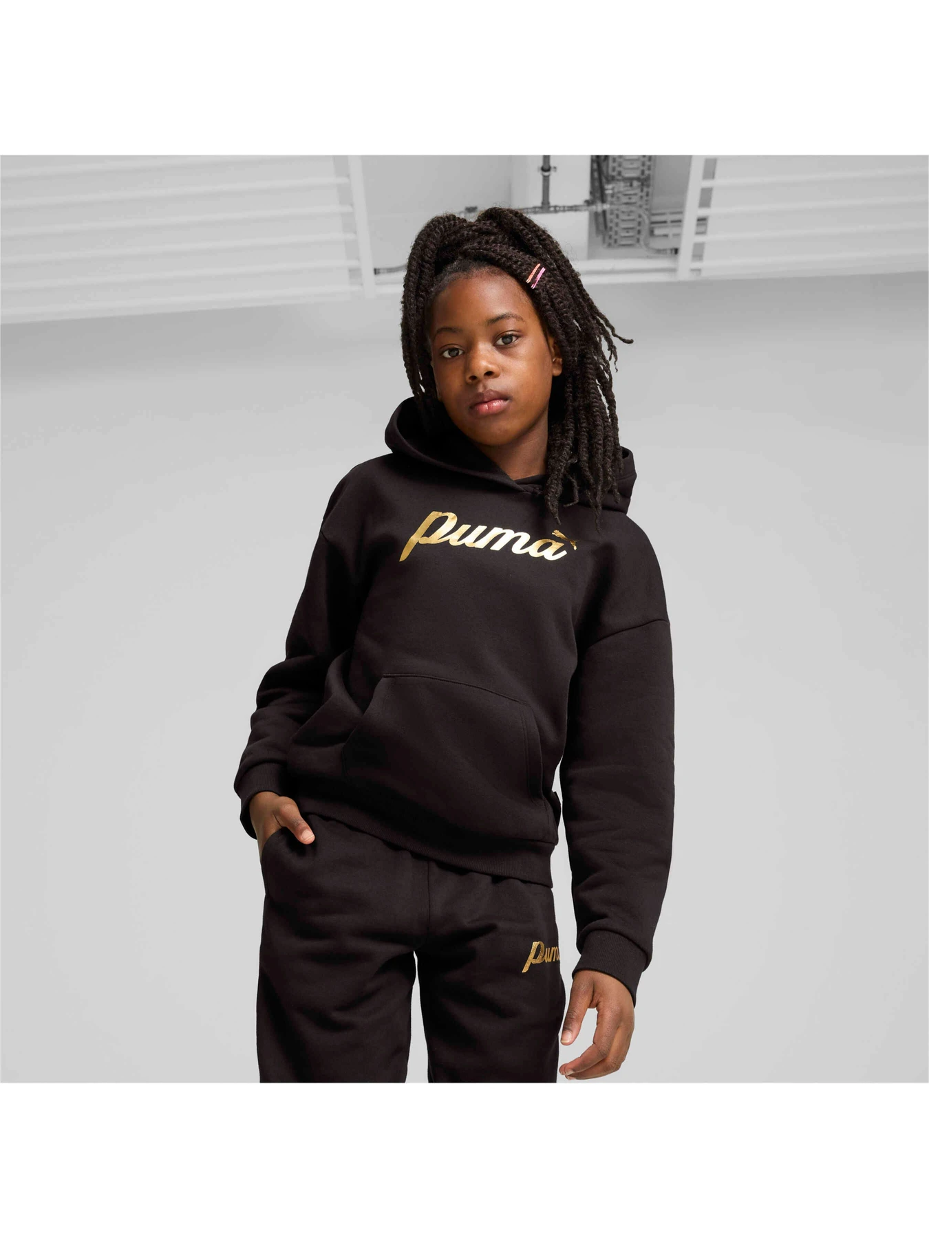 Худи и свитшоты PUMA Ess+ Script Hoodie Fl модель 682780 Худи и свитшоты PUMA Ess+ Script Hoodie Fl модель 682780 Фото