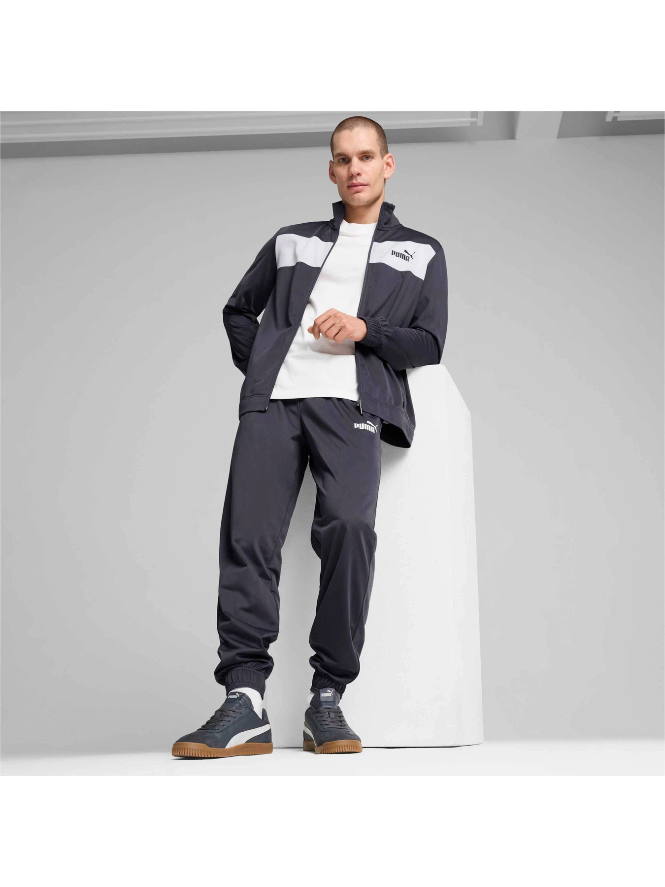 Костюмы PUMA Poly Suit модель 677427 Костюмы PUMA Poly Suit модель 677427 Фото