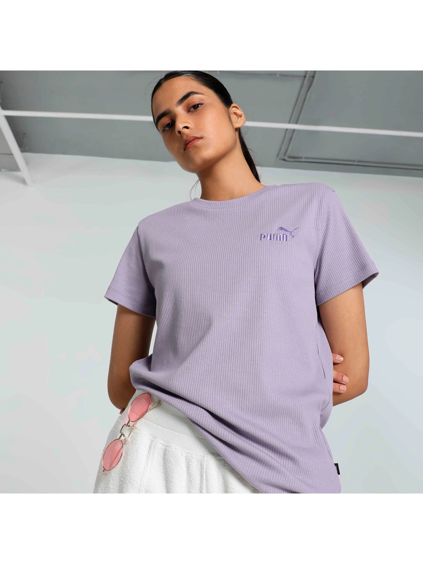 Футболки і поло PUMA Ess Elevated Tee модель 681499 Фото