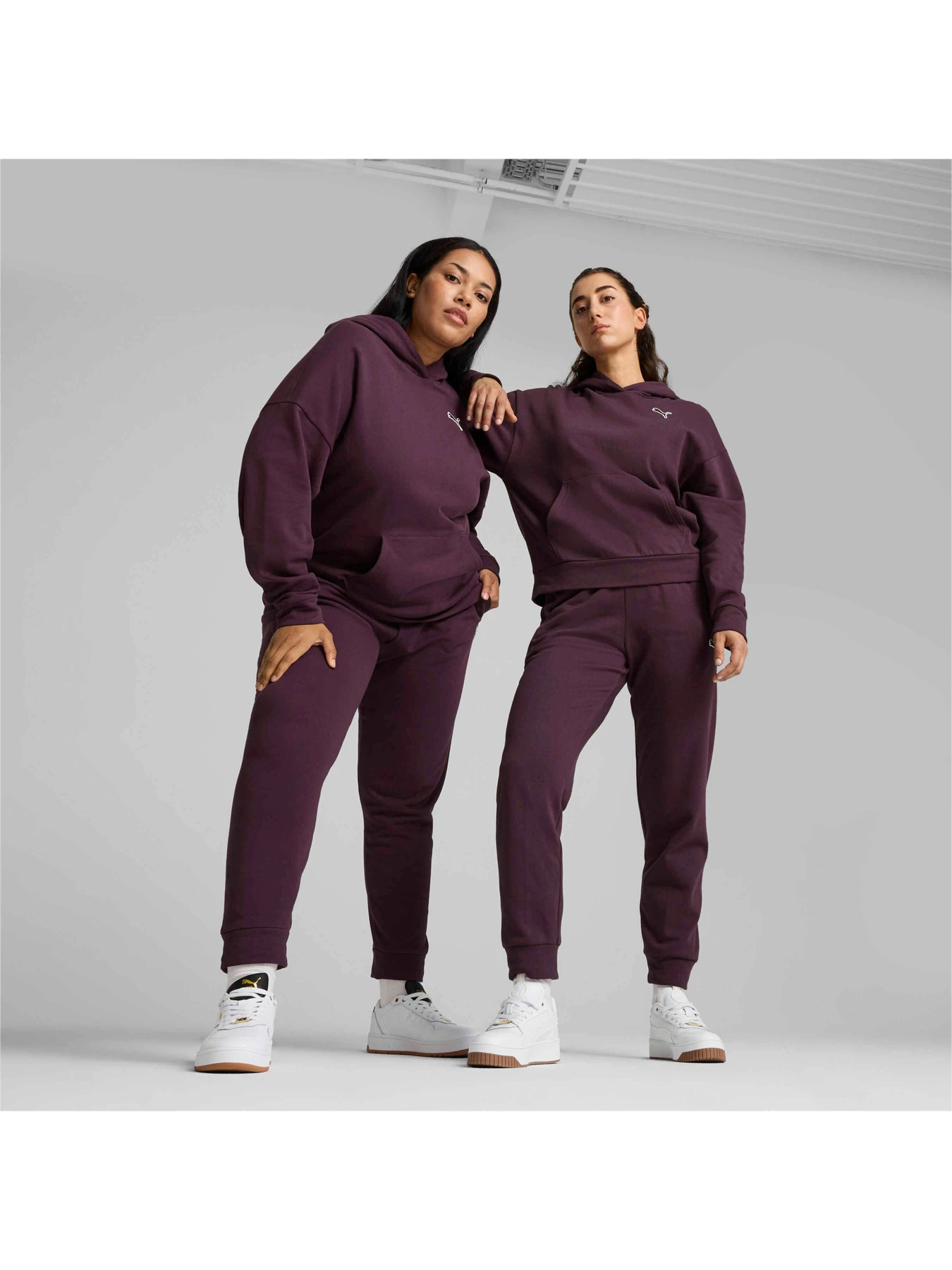 Брюки PUMA Better Essentials Pants модель 676805 Брюки PUMA Better Essentials Pants модель 676805 Фото