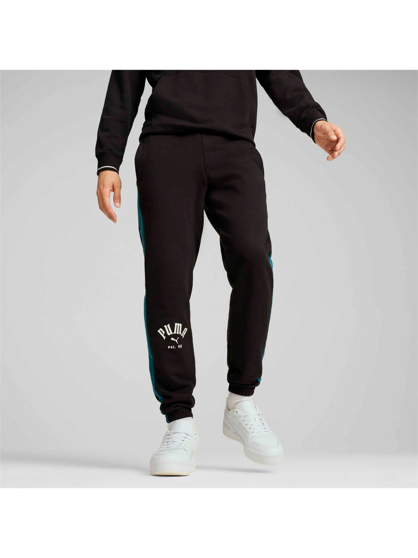 Брюки PUMA T7 Play.paris. Sweatpants модель 626768 Брюки PUMA T7 Play.paris. Sweatpants модель 626768 Фото