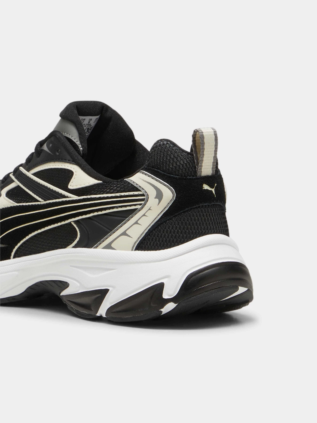 Кроссовки PUMA Morphic Retro модель 395920 Фото