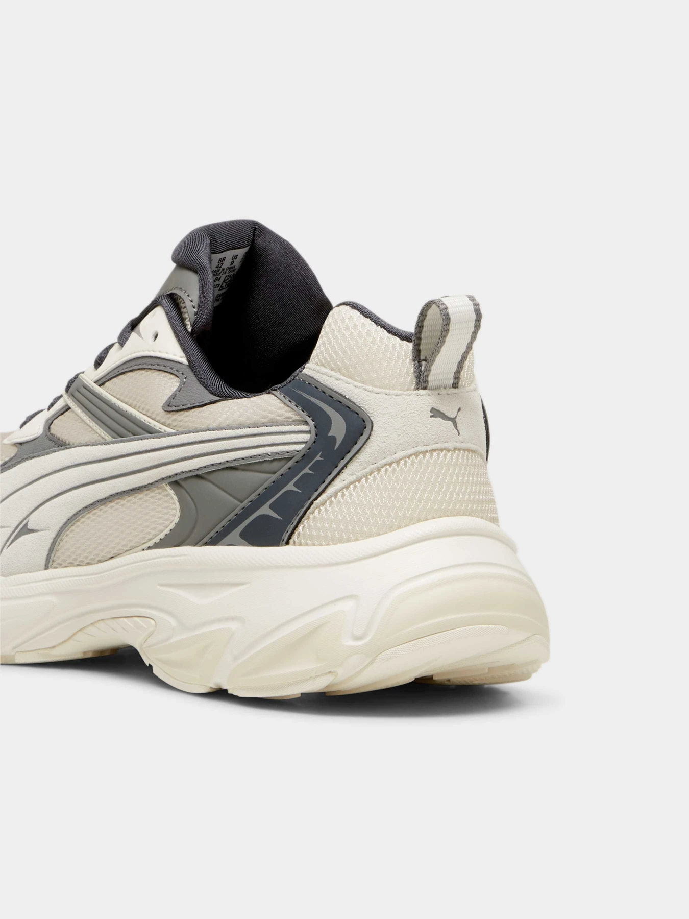 Кроссовки PUMA Morphic Retro модель 395920 Кроссовки PUMA Morphic Retro модель 395920 Фото