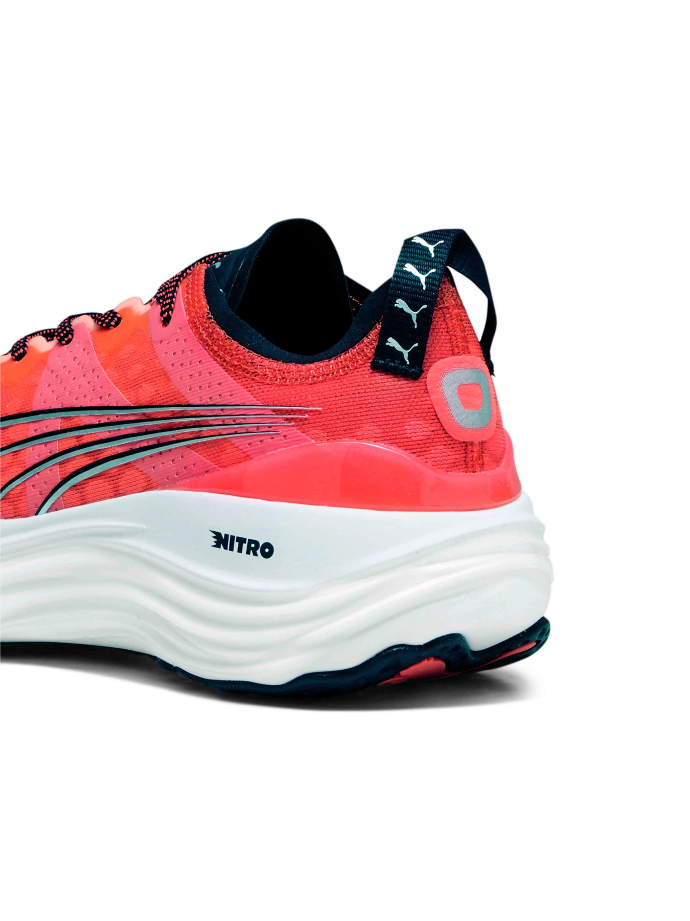 Кроссовки PUMA Foreverrun Nitro™ Wns модель 377758 Кроссовки PUMA Foreverrun Nitro™ Wns модель 377758 Фото