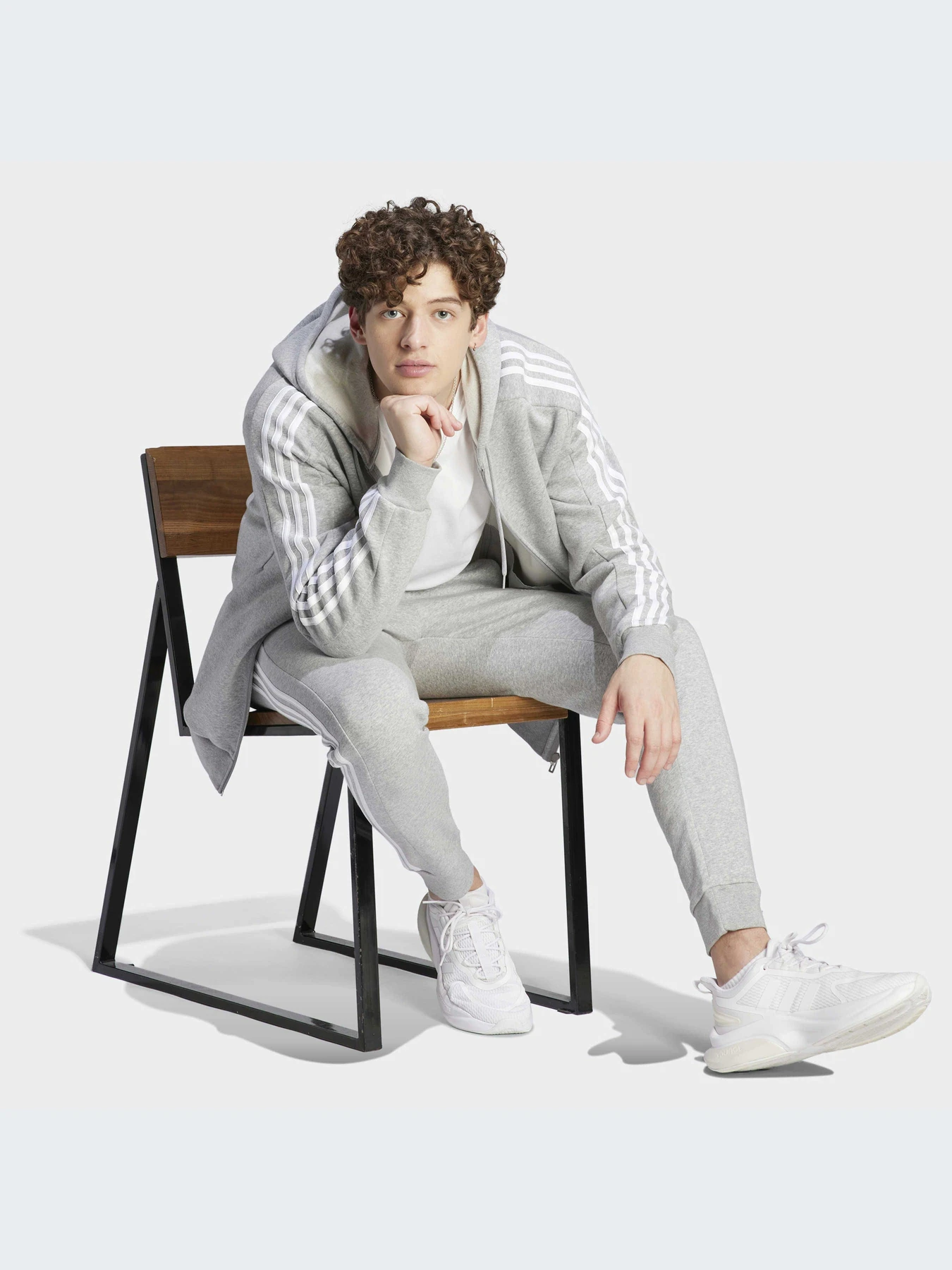 Худи и свитшоты Adidas модель IJ6479 Фото