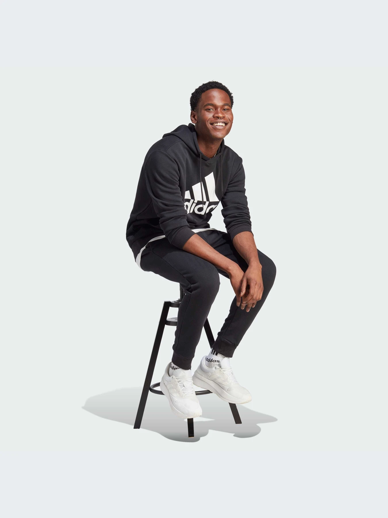 Худи и свитшоты Adidas модель IB4024 Худи и свитшоты Adidas модель IB4024 Фото
