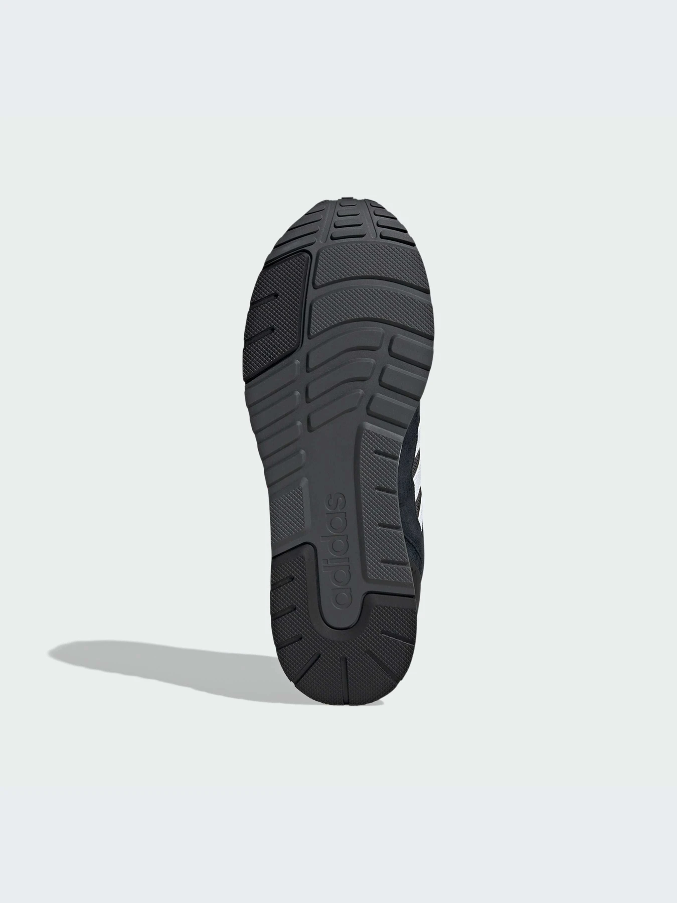 Кроссовки Adidas модель ID1260 Кроссовки Adidas модель ID1260 Фото