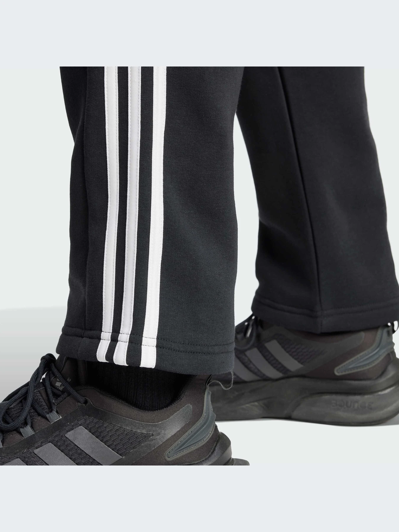 Штани Adidas модель IB4039 Штани Adidas модель IB4039 Фото