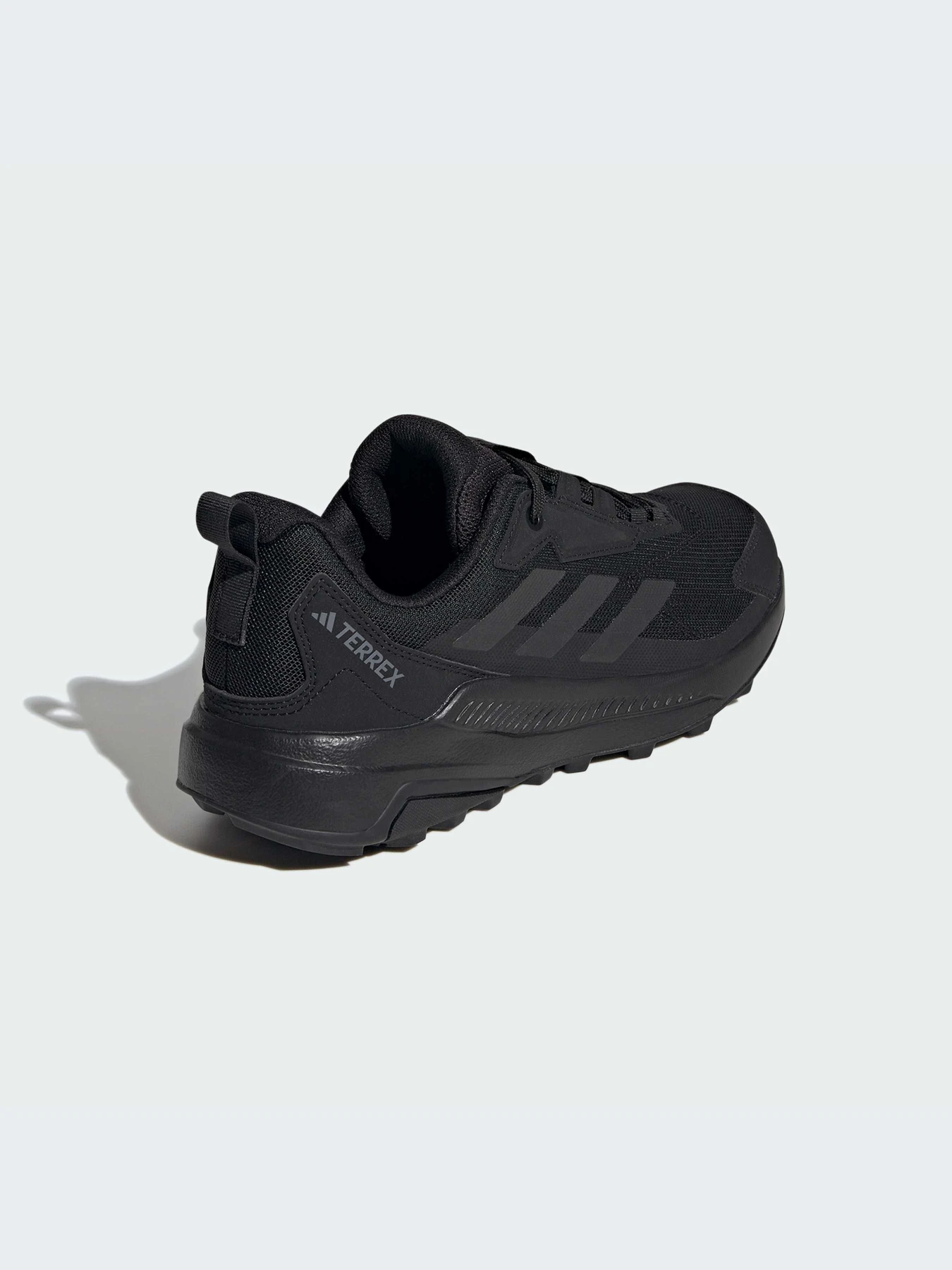 Кросівки Adidas модель ID3464 Фото