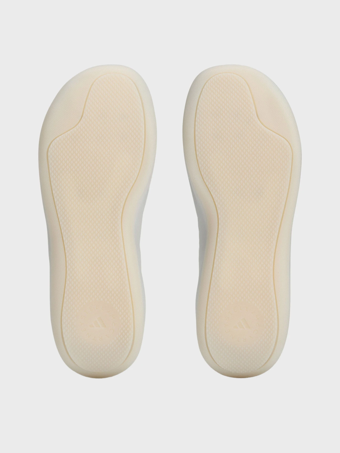 Кроссовки Adidas модель IE3480 Кроссовки Adidas модель IE3480 Фото