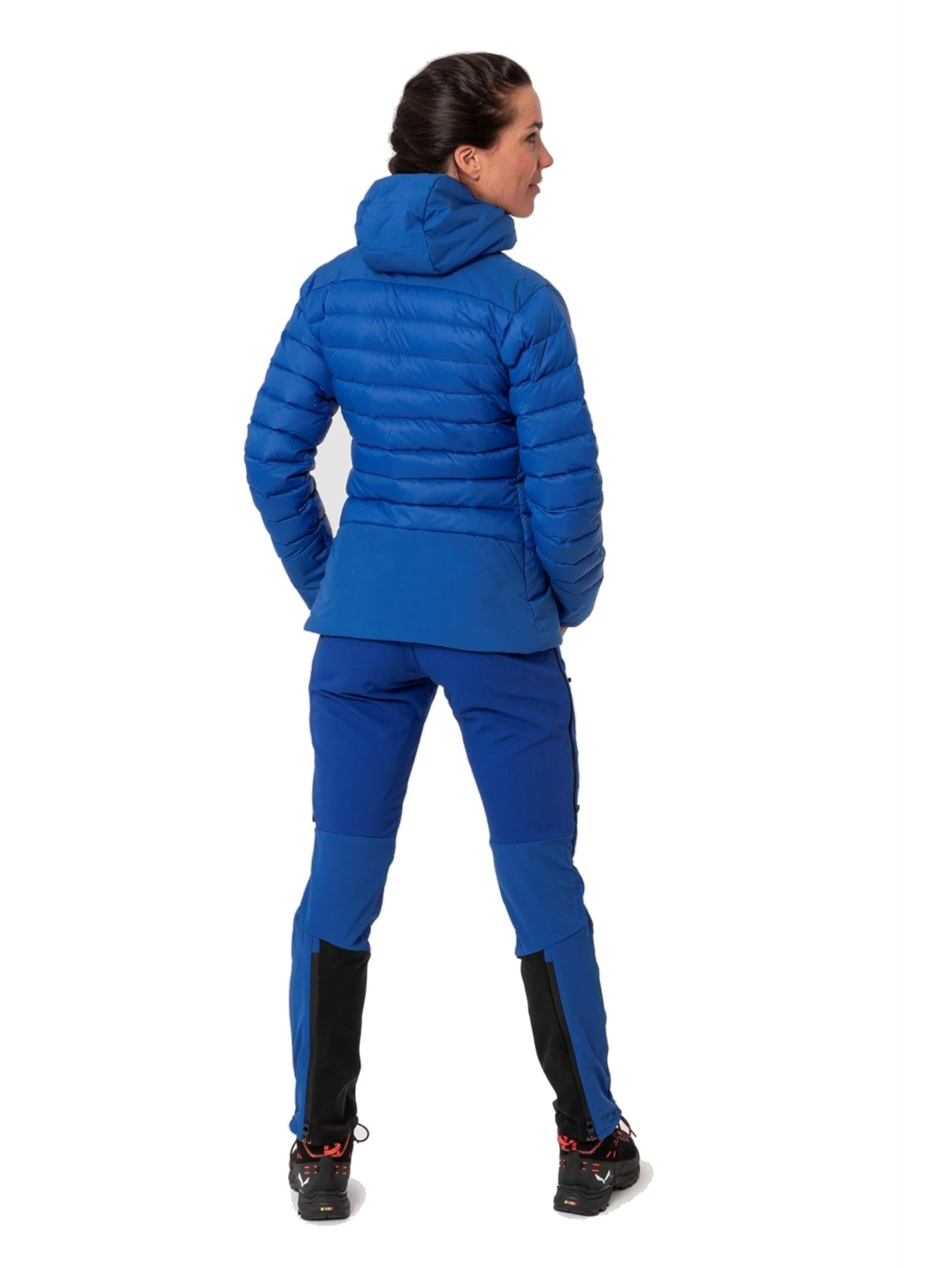 Куртки и дубленки Salewa Ortles Medium 2 Dwn Jkt модель 100020698 Куртки и дубленки Salewa Ortles Medium 2 Dwn Jkt модель 100020698 Фото