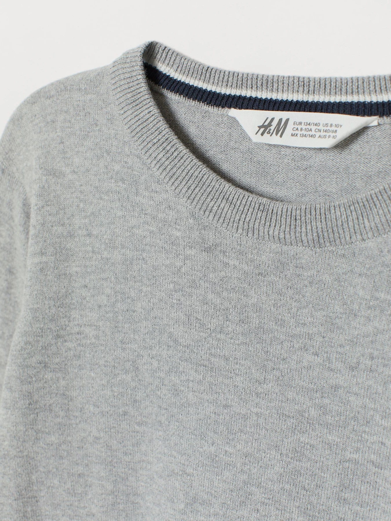 Свитры и кардиганы H&M модель 73995 Фото