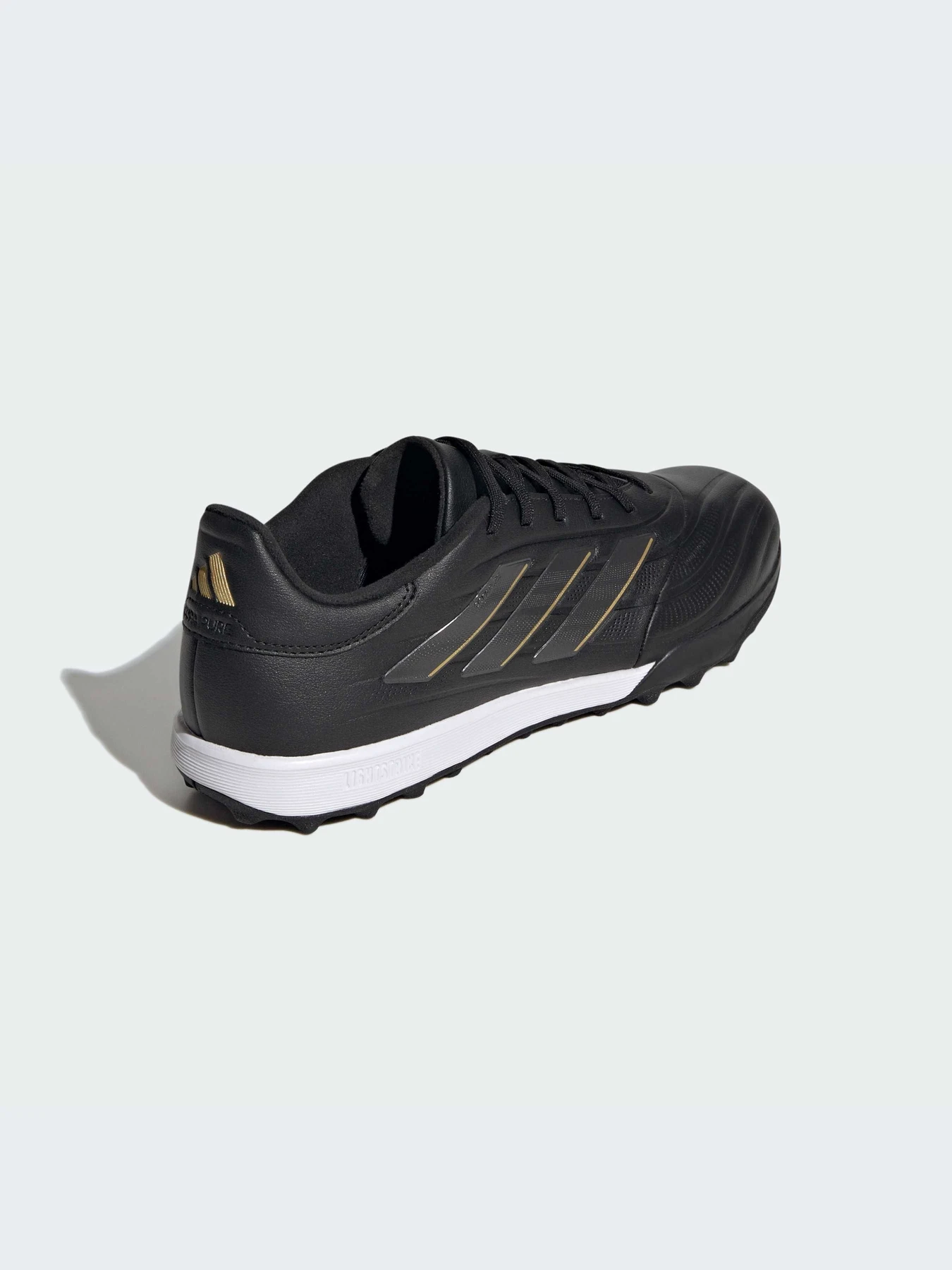 Кроссовки Adidas Copa модель IG8721 Кроссовки Adidas Copa модель IG8721 Фото