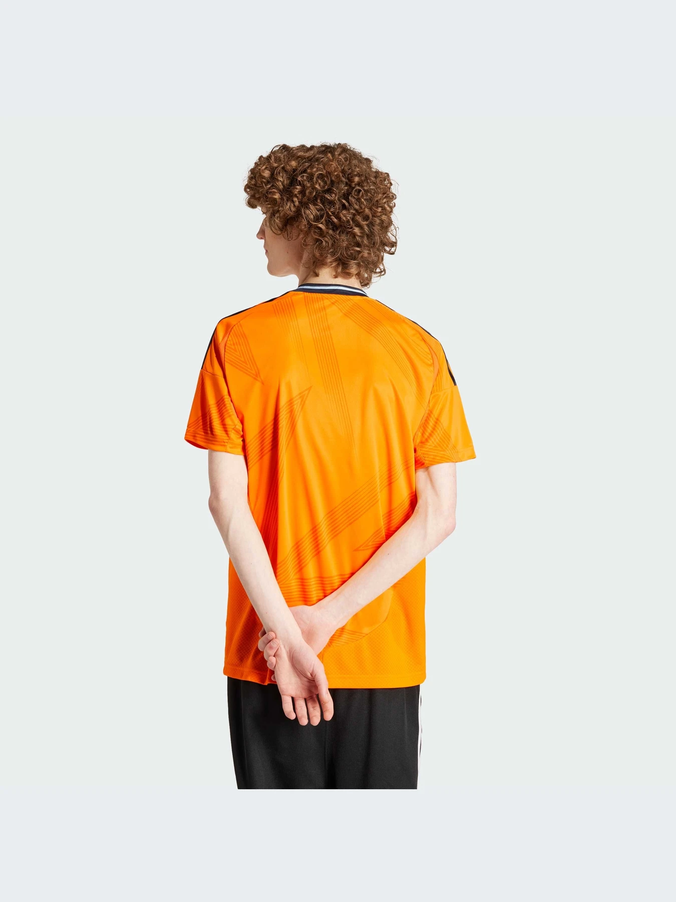 Футболки и поло Adidas модель IU5013 Футболки и поло Adidas модель IU5013 Фото