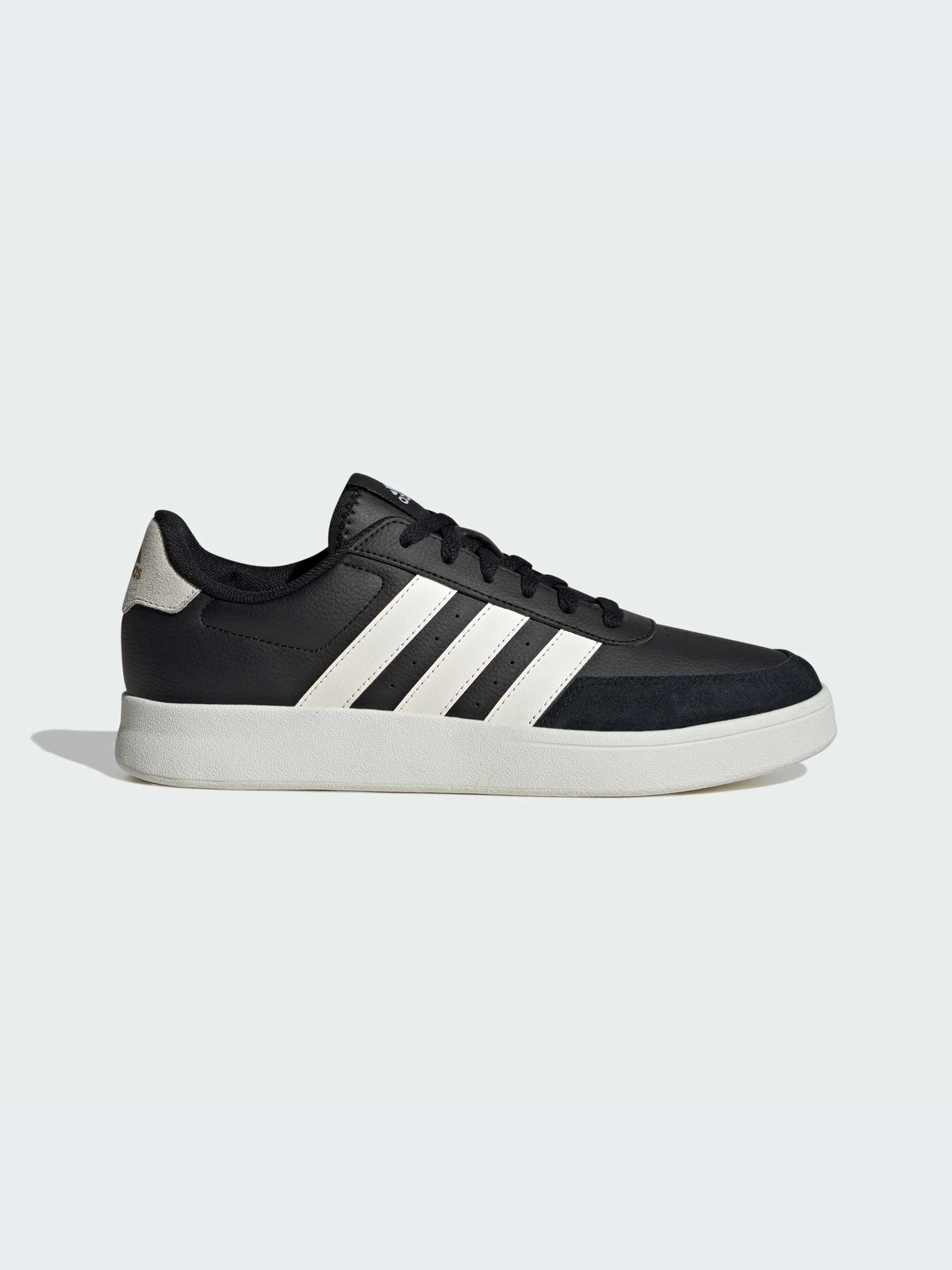 Кроссовки Adidas модель IH4739 Кроссовки Adidas модель IH4739 Фото